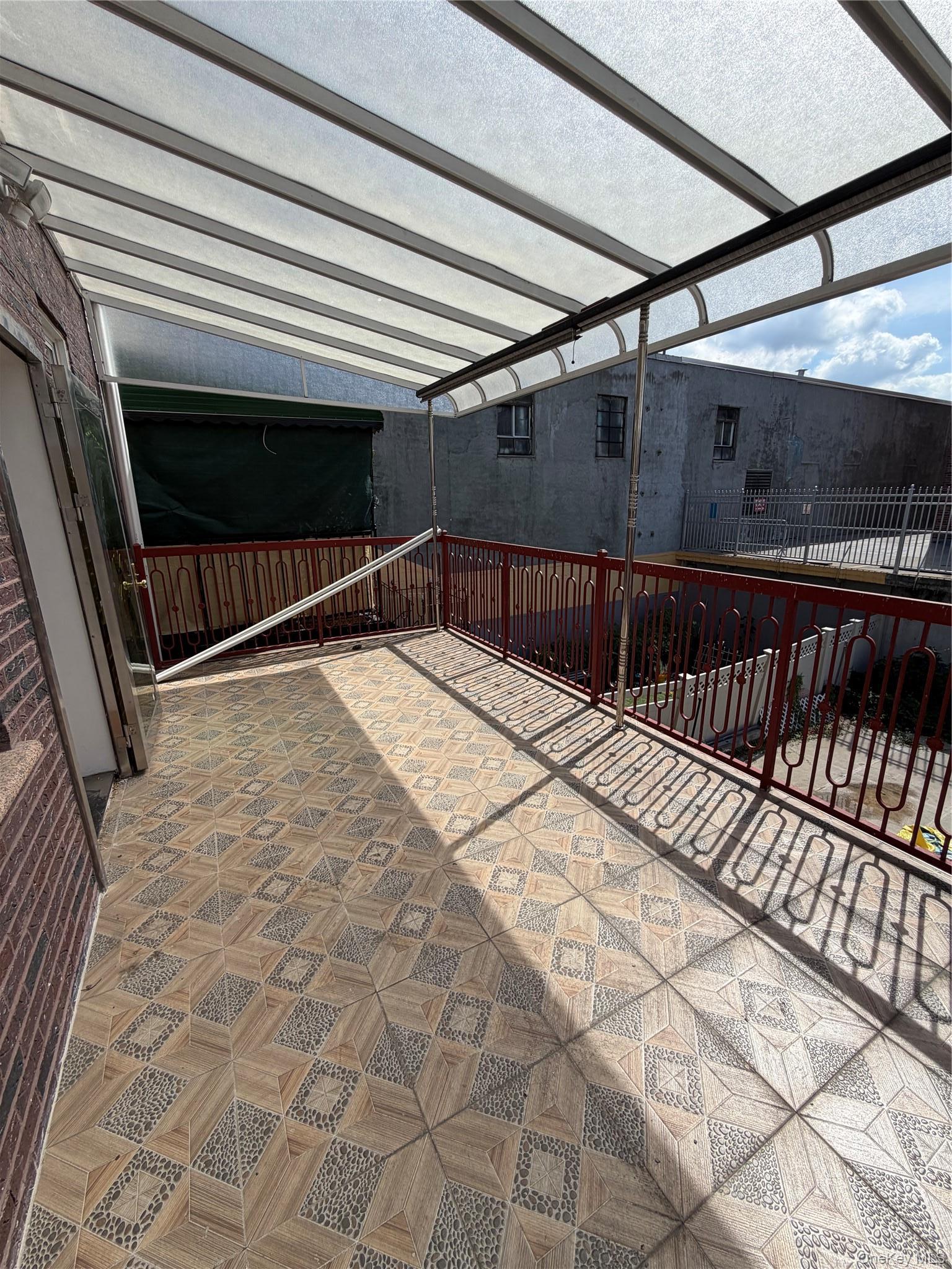 Single Family Waterbury Avenue Bronx, NY 10462, MLS-1050061-8