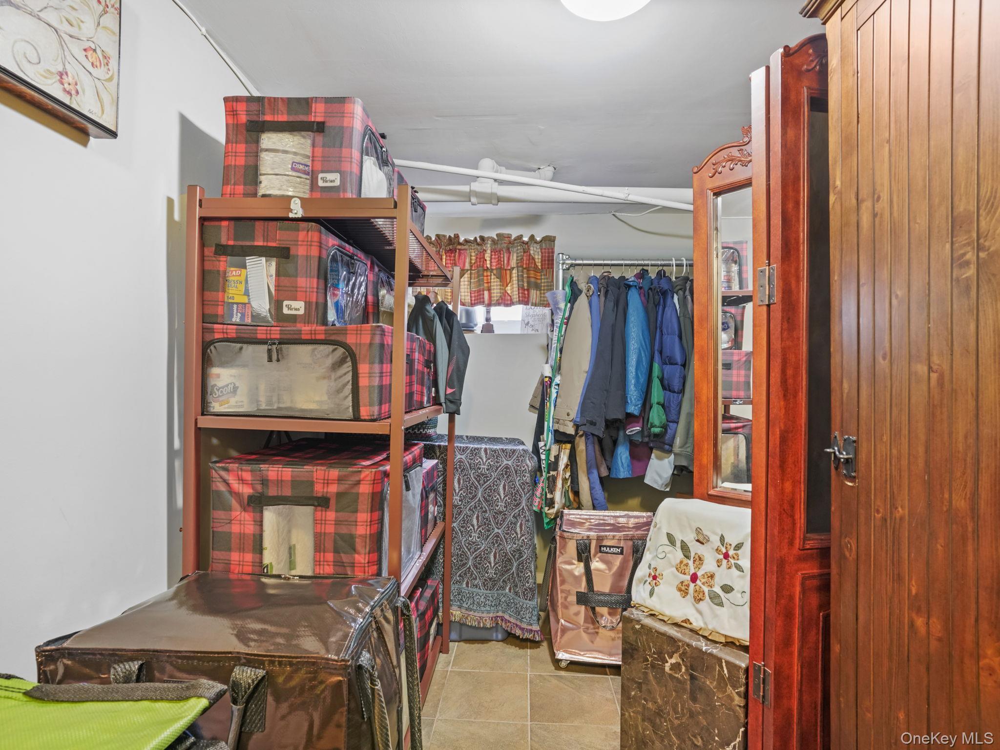 Single Family 107th Avenue Queens, NY 11417, MLS-1050083-22