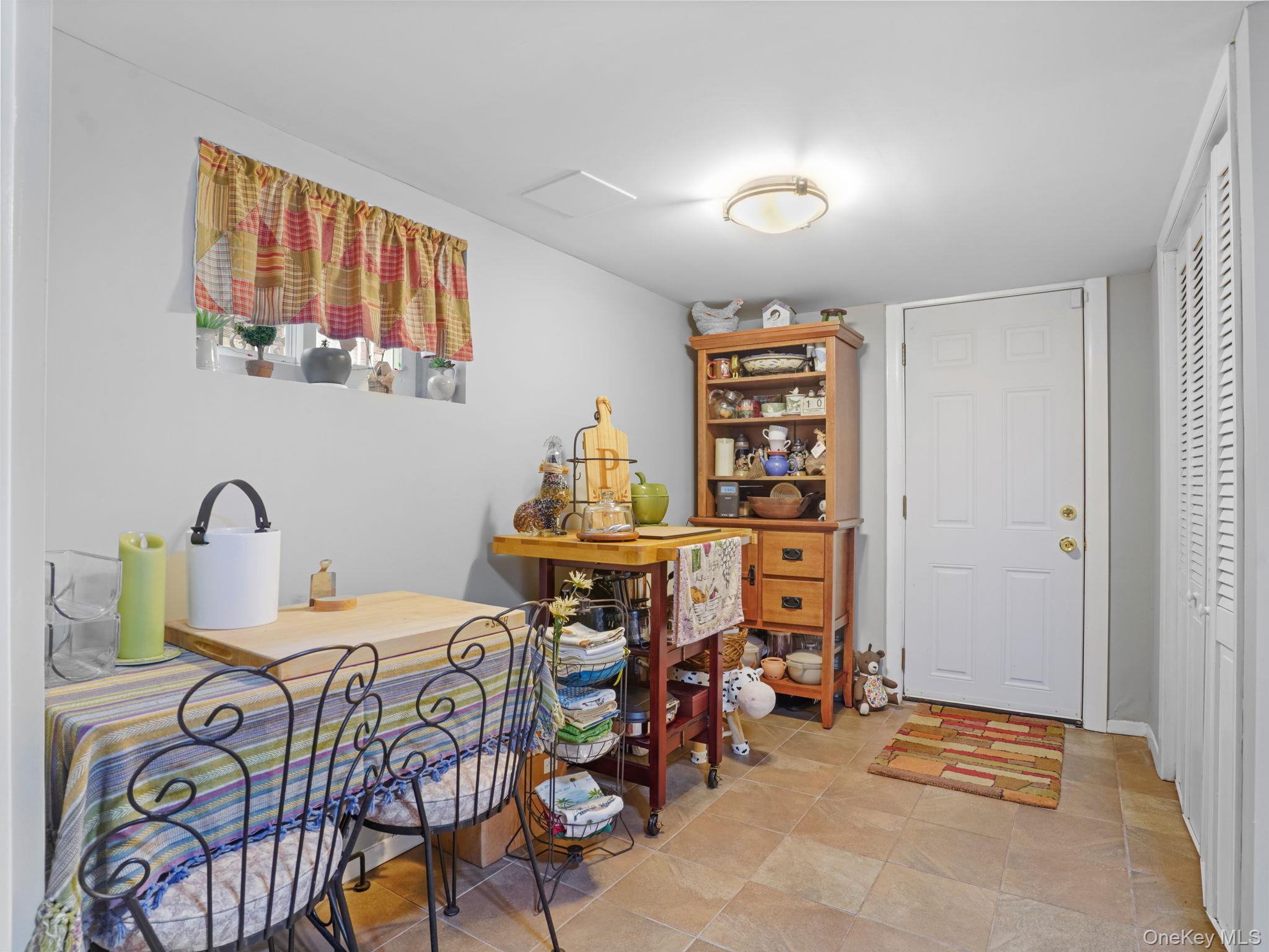 Single Family 107th Avenue Queens, NY 11417, MLS-1050083-23