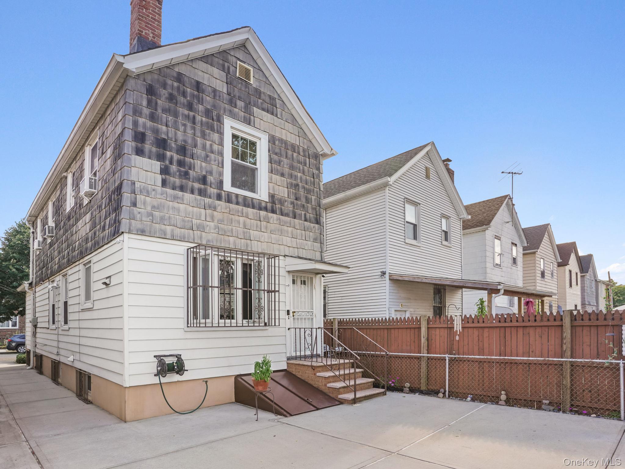 Single Family 107th Avenue Queens, NY 11417, MLS-1050083-26