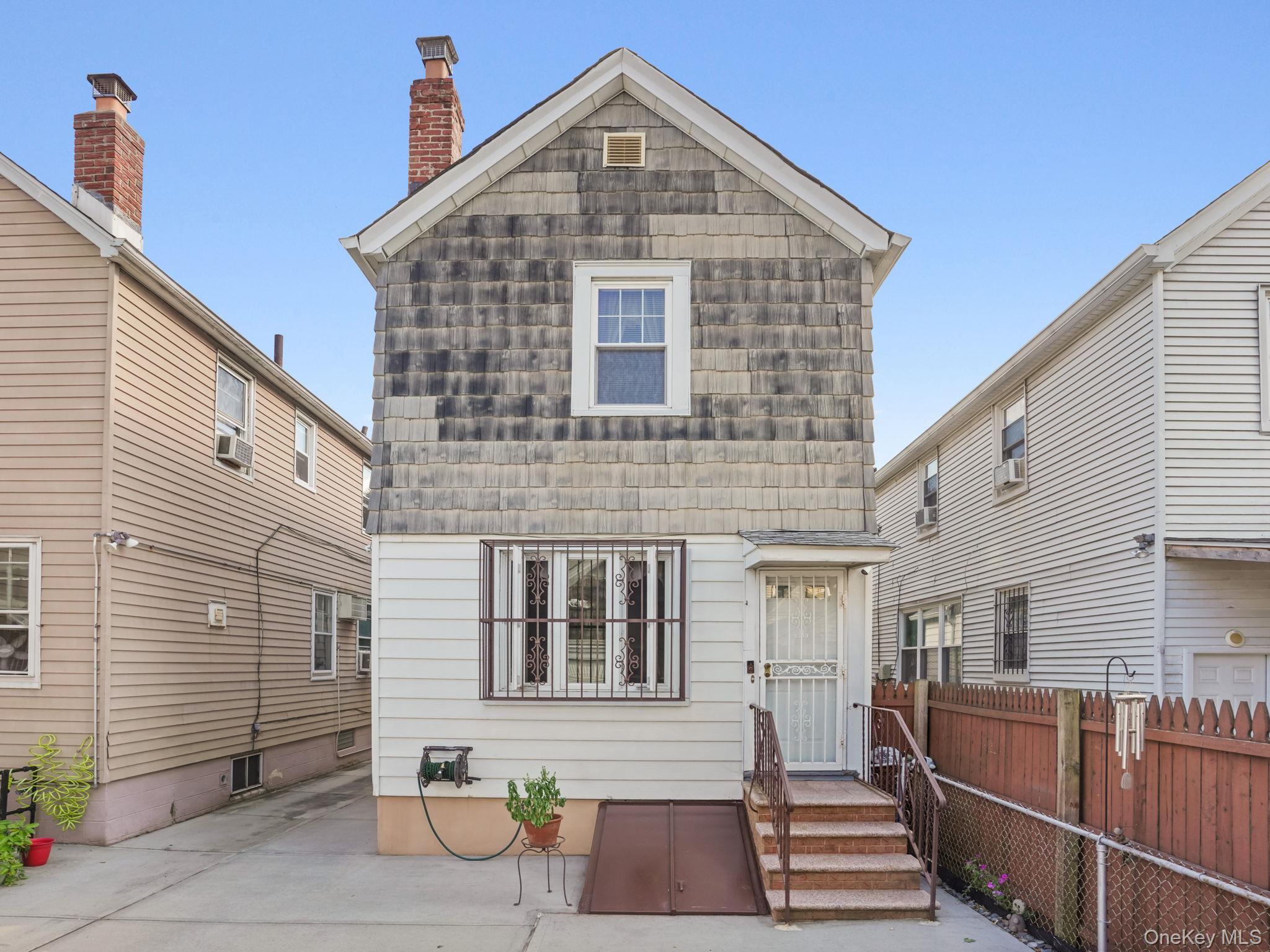 Single Family 107th Avenue Queens, NY 11417, MLS-1050083-27
