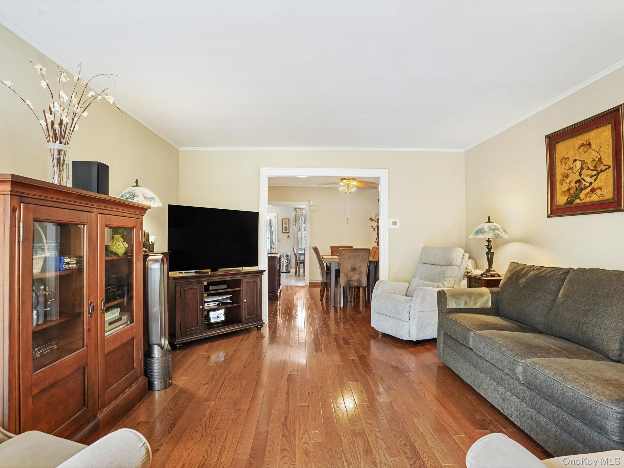 Single Family 107th Avenue Queens, NY 11417, MLS-1050083-5