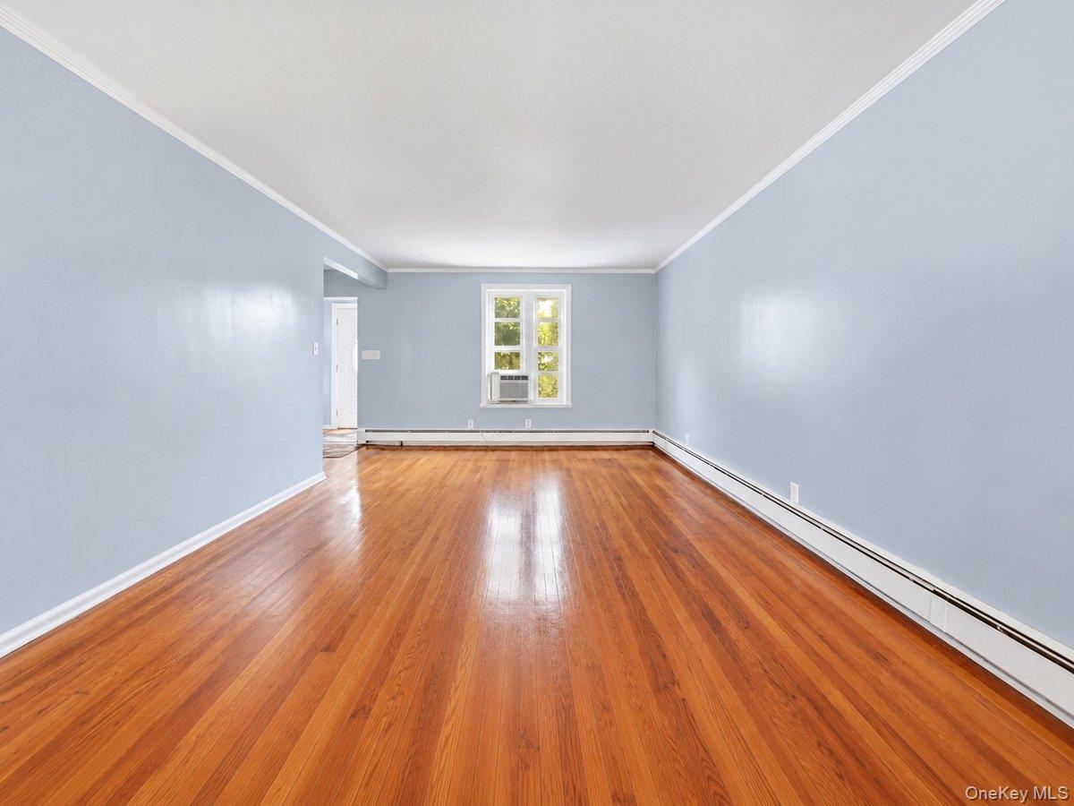 Single Family Whitman Road  Westchester County, NY 10710, MLS-1050087-10