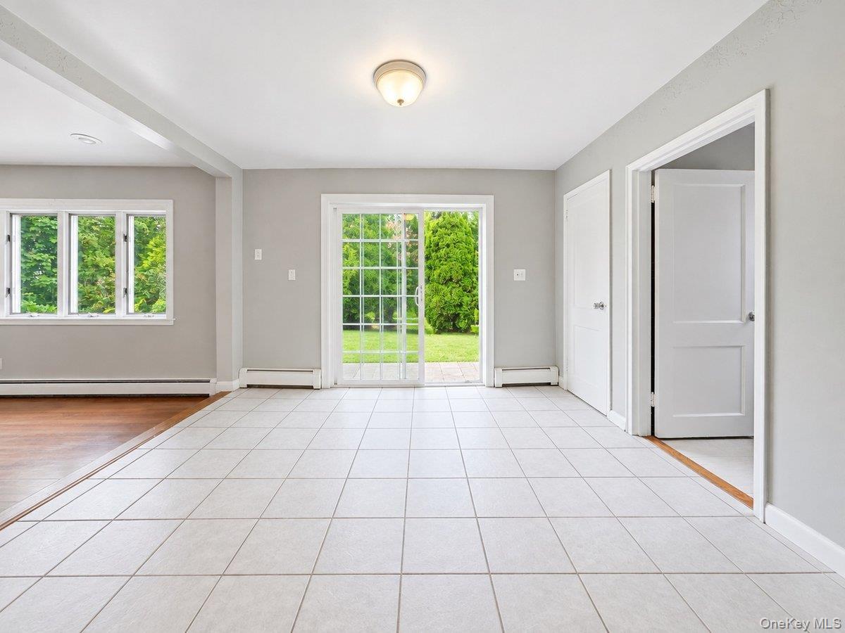 Single Family Whitman Road  Westchester County, NY 10710, MLS-1050087-11
