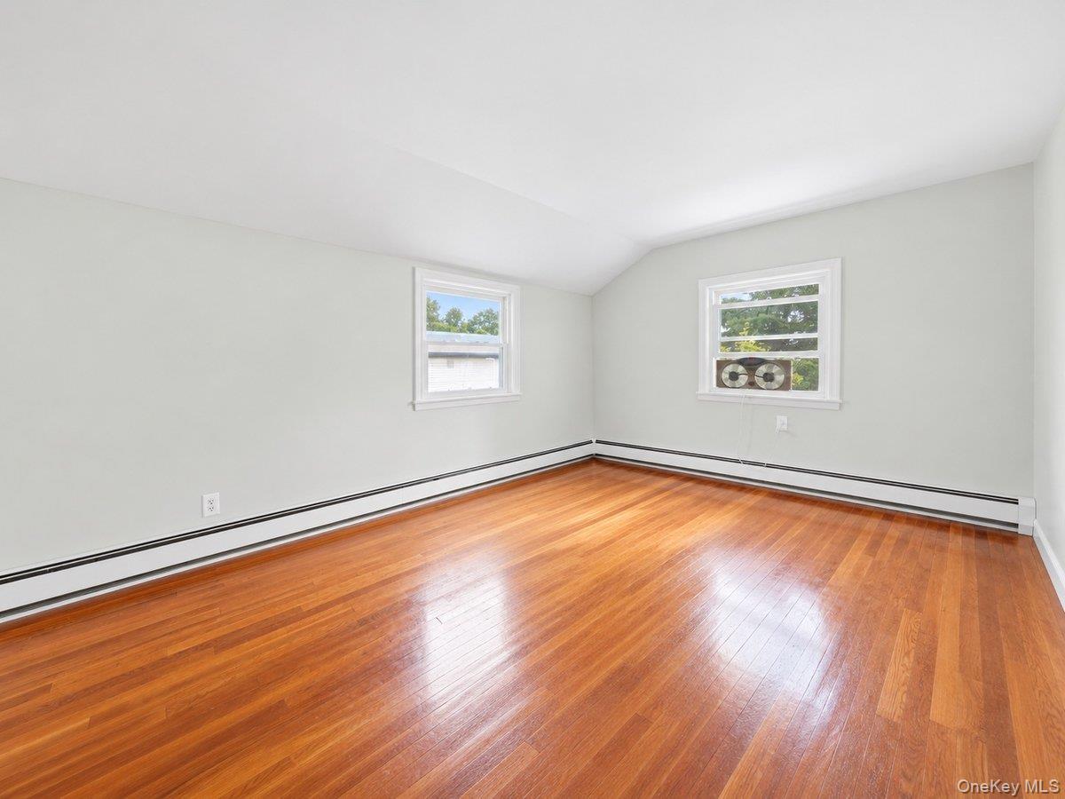 Single Family Whitman Road  Westchester County, NY 10710, MLS-1050087-12