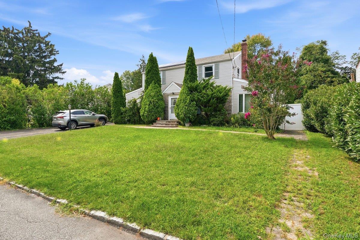Single Family Whitman Road  Westchester County, NY 10710, MLS-1050087-21