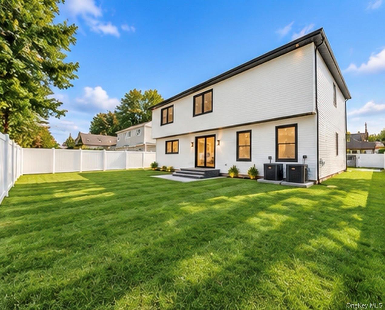 Single Family Stone  Nassau County, NY 11756, MLS-1050093-31