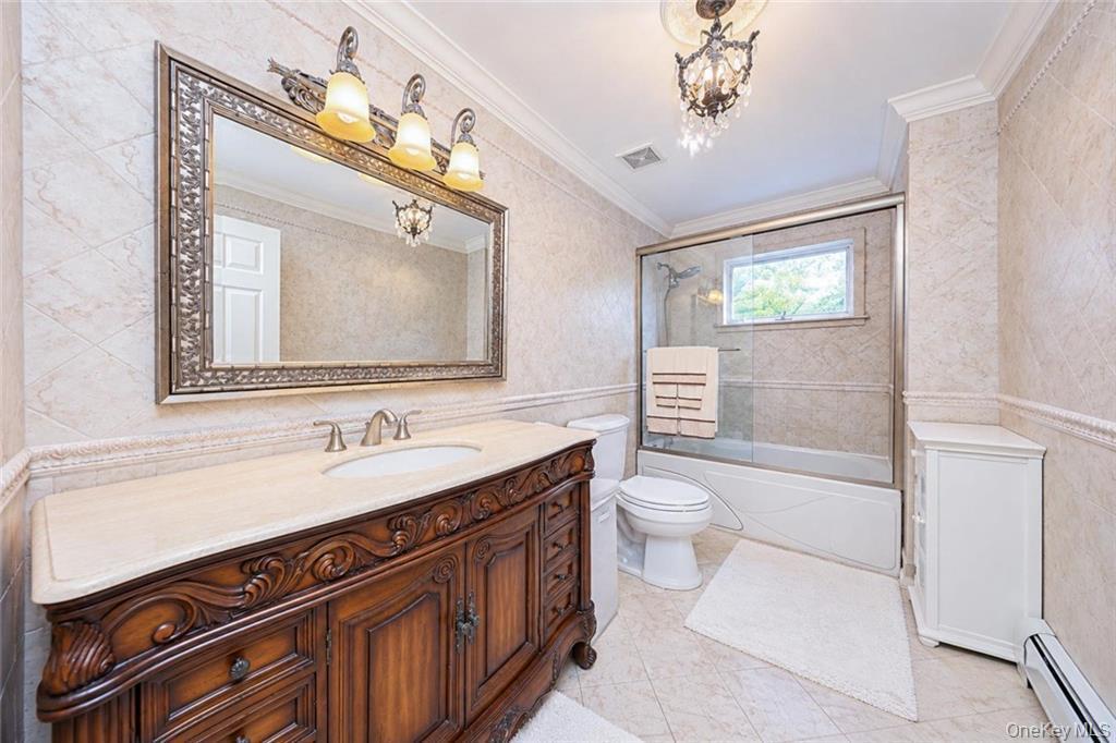 Single Family Eleanor Street Staten Island, NY 10306, MLS-1050111-18