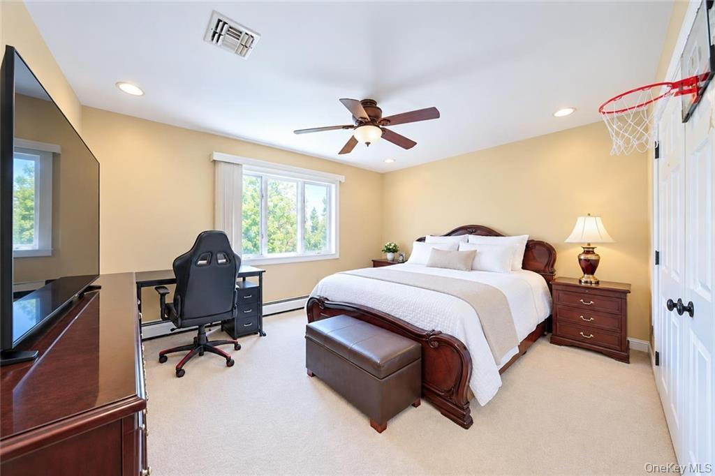 Single Family Eleanor Street Staten Island, NY 10306, MLS-1050111-31
