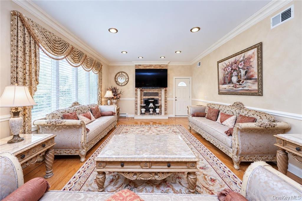 Single Family Eleanor Street Staten Island, NY 10306, MLS-1050111-5
