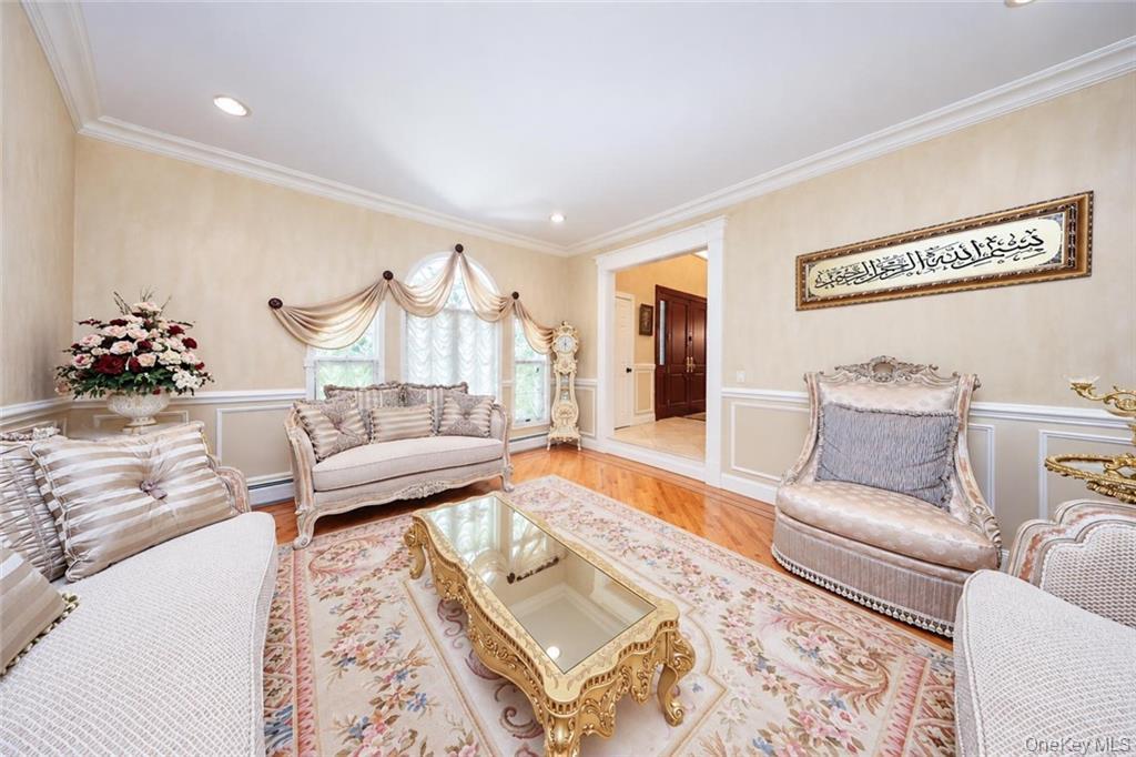 Single Family Eleanor Street Staten Island, NY 10306, MLS-1050111-6