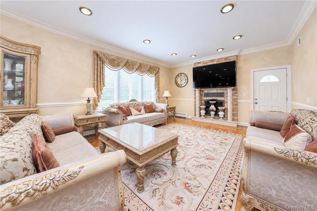 Single Family Eleanor Street Staten Island, NY 10306, MLS-1050111-7