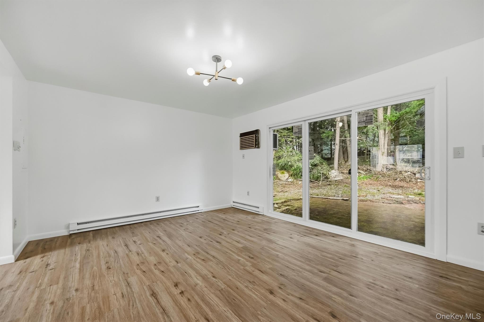 Single Family Peter Way  Sullivan County, NY 12751, MLS-1050124-10