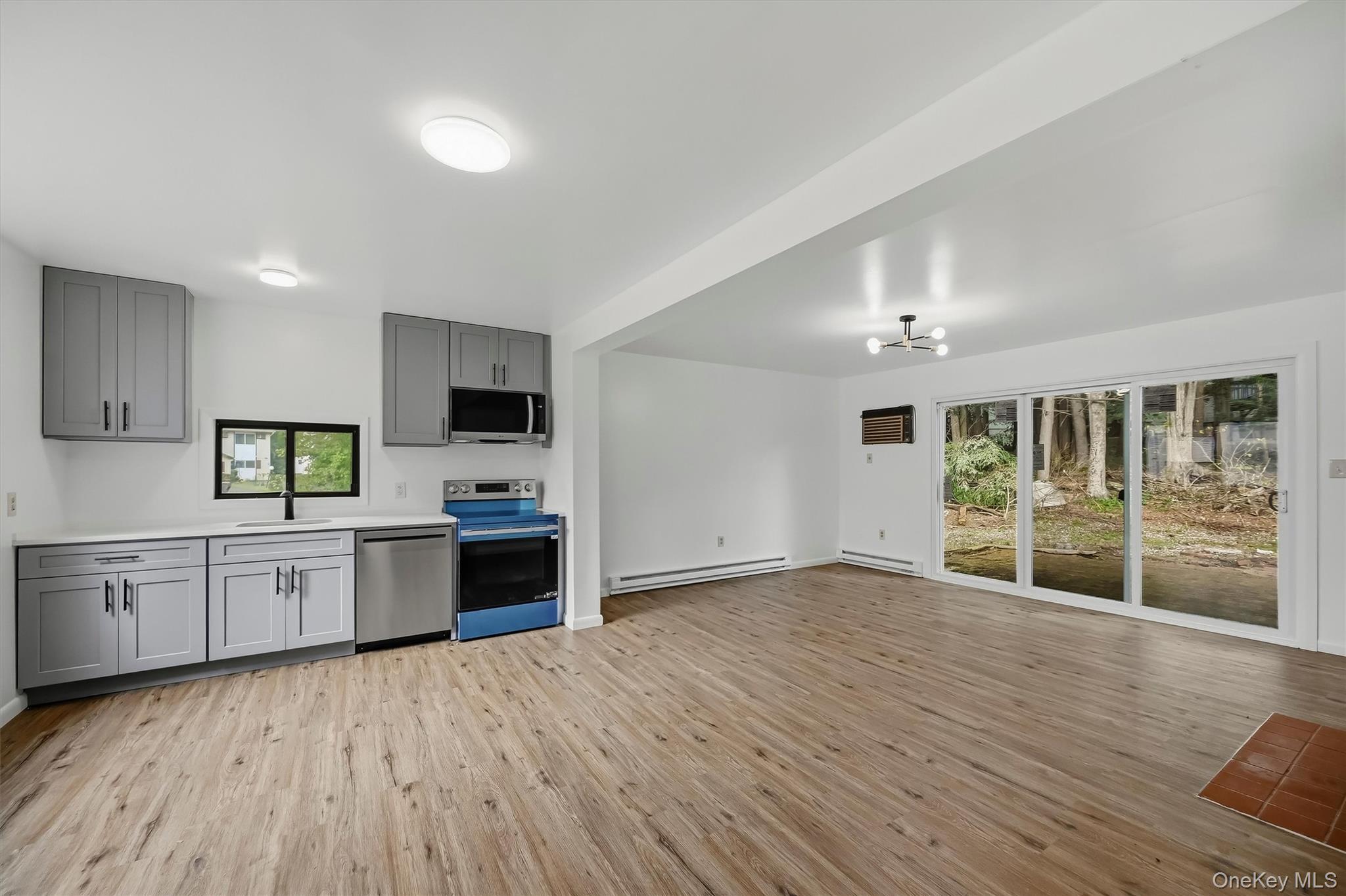 Single Family Peter Way  Sullivan County, NY 12751, MLS-1050124-6