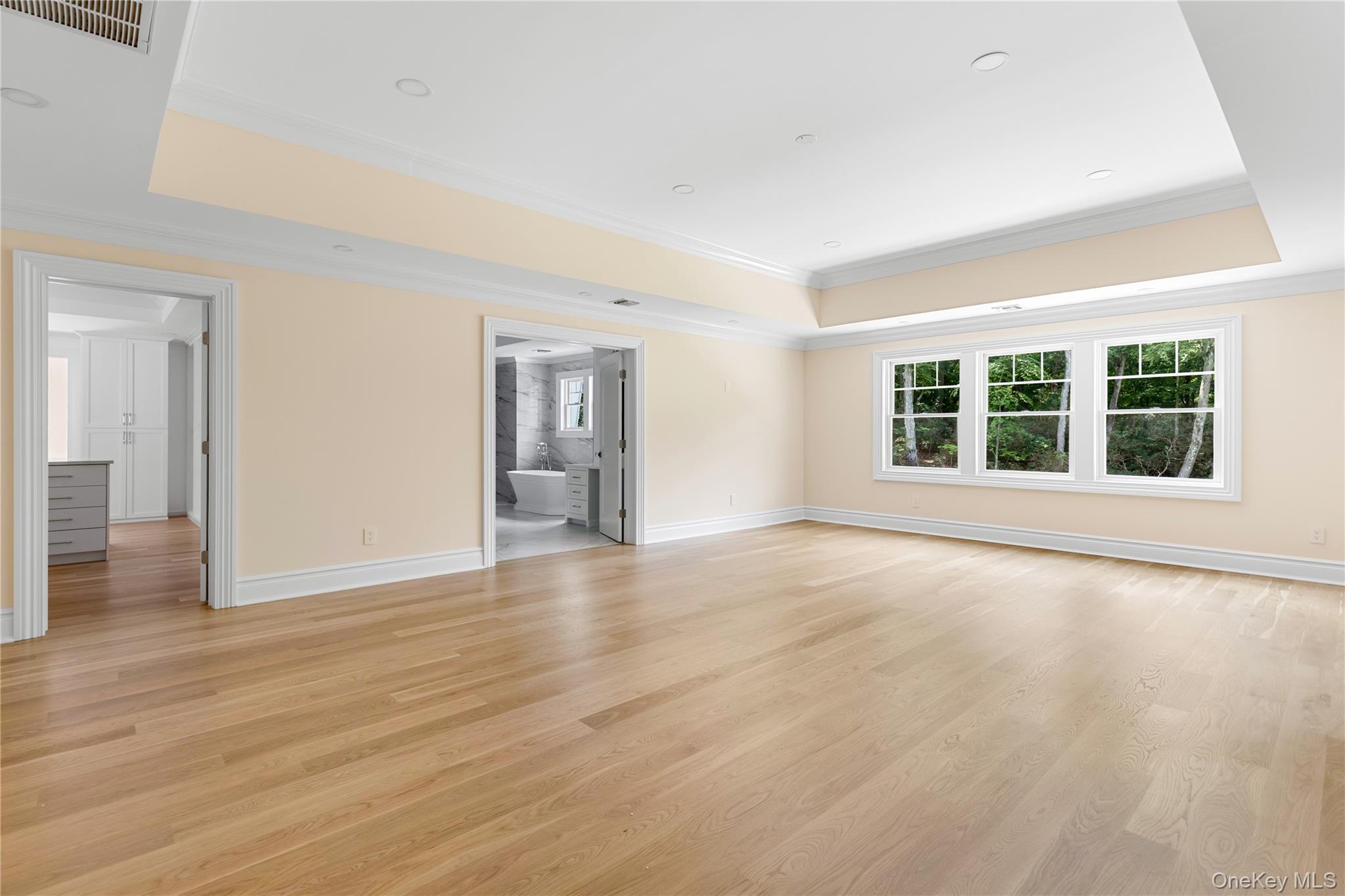 Single Family Split Rock Road  Nassau County, NY 11791, MLS-1050132-16