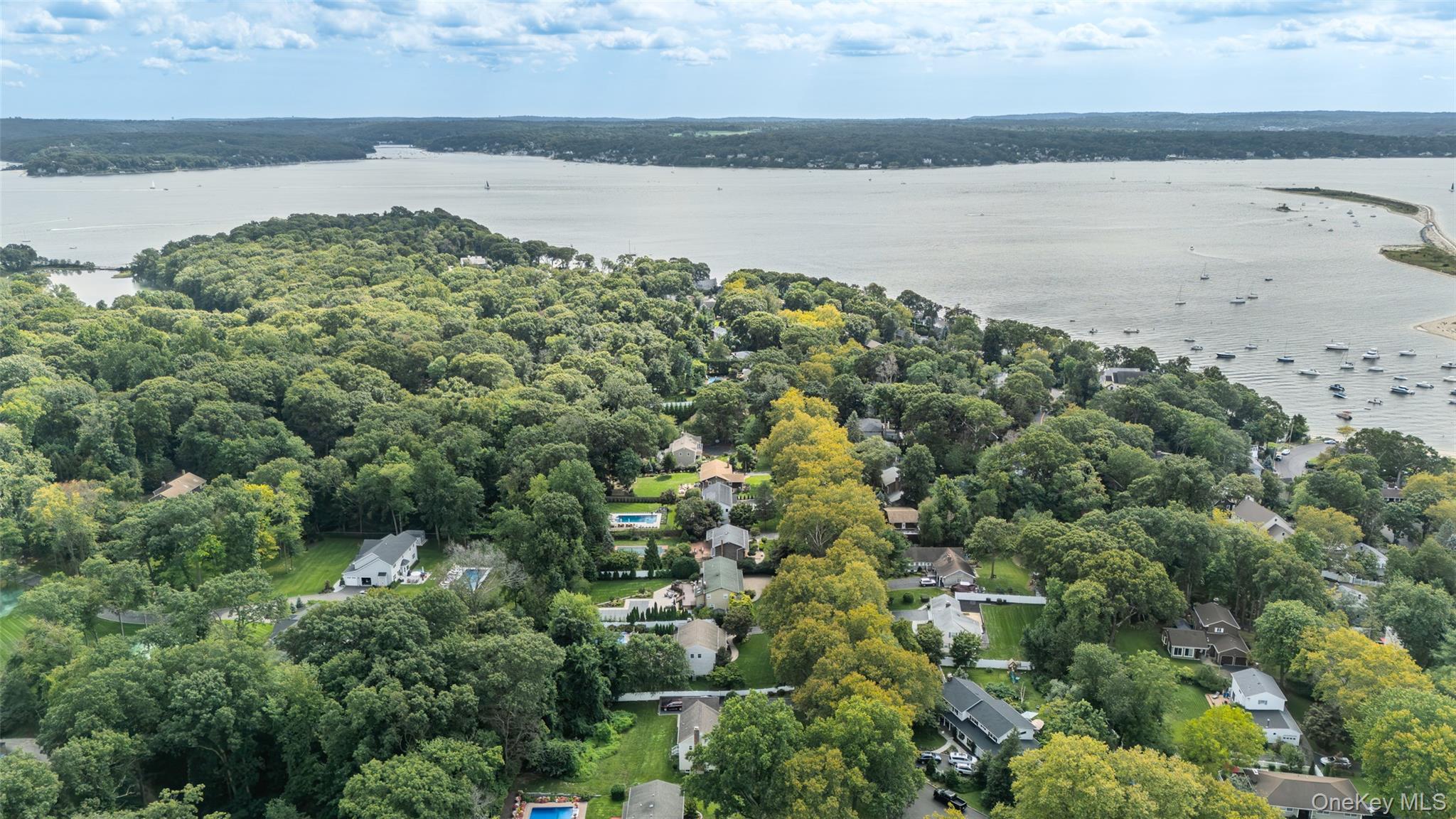 Single Family Peterborough Drive  Suffolk County, NY 11768, MLS-1050139-26