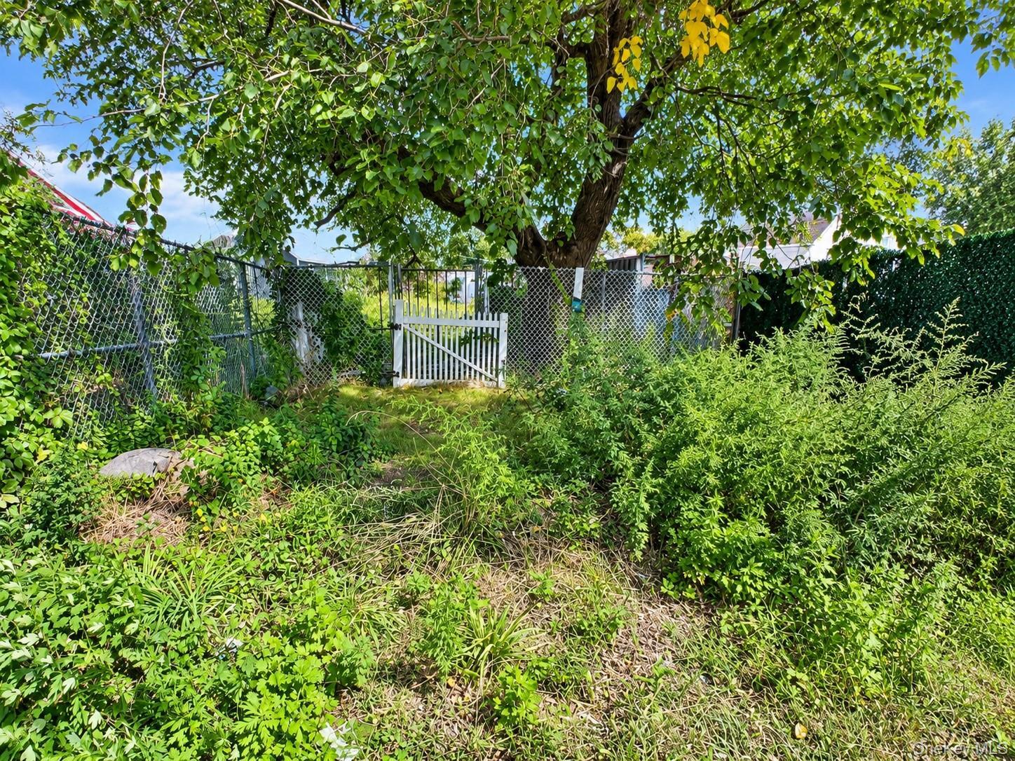Land Broadway  Queens, NY 11414, MLS-1050144-5
