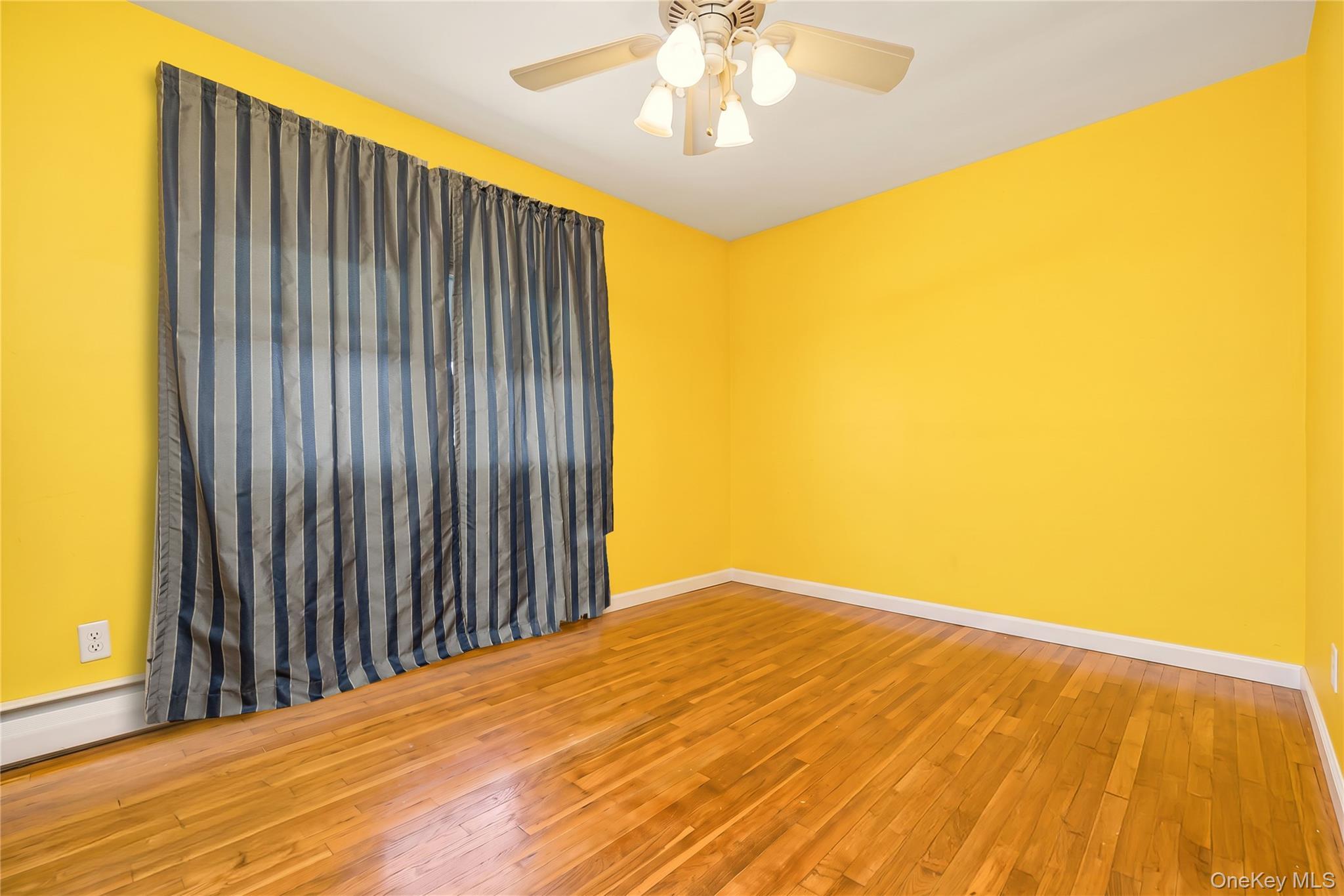 Single Family Rainbow Lane Suffolk County, NY 11757, MLS-1050146-12