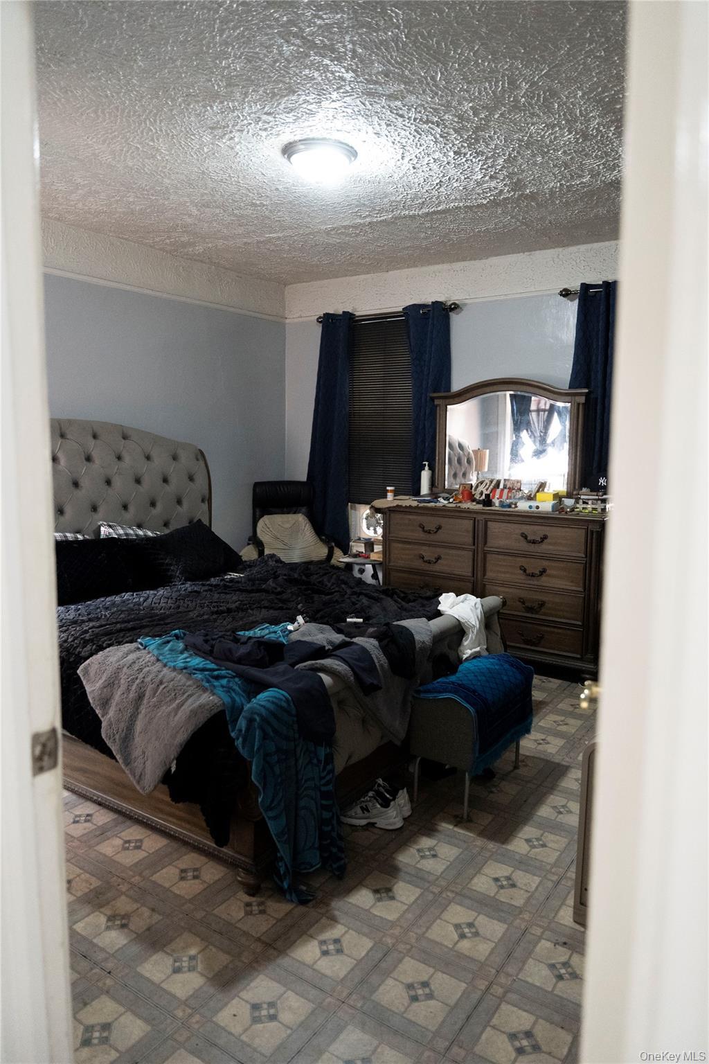 Single Family Fteley Avenue Bronx, NY 10472, MLS-1050160-12
