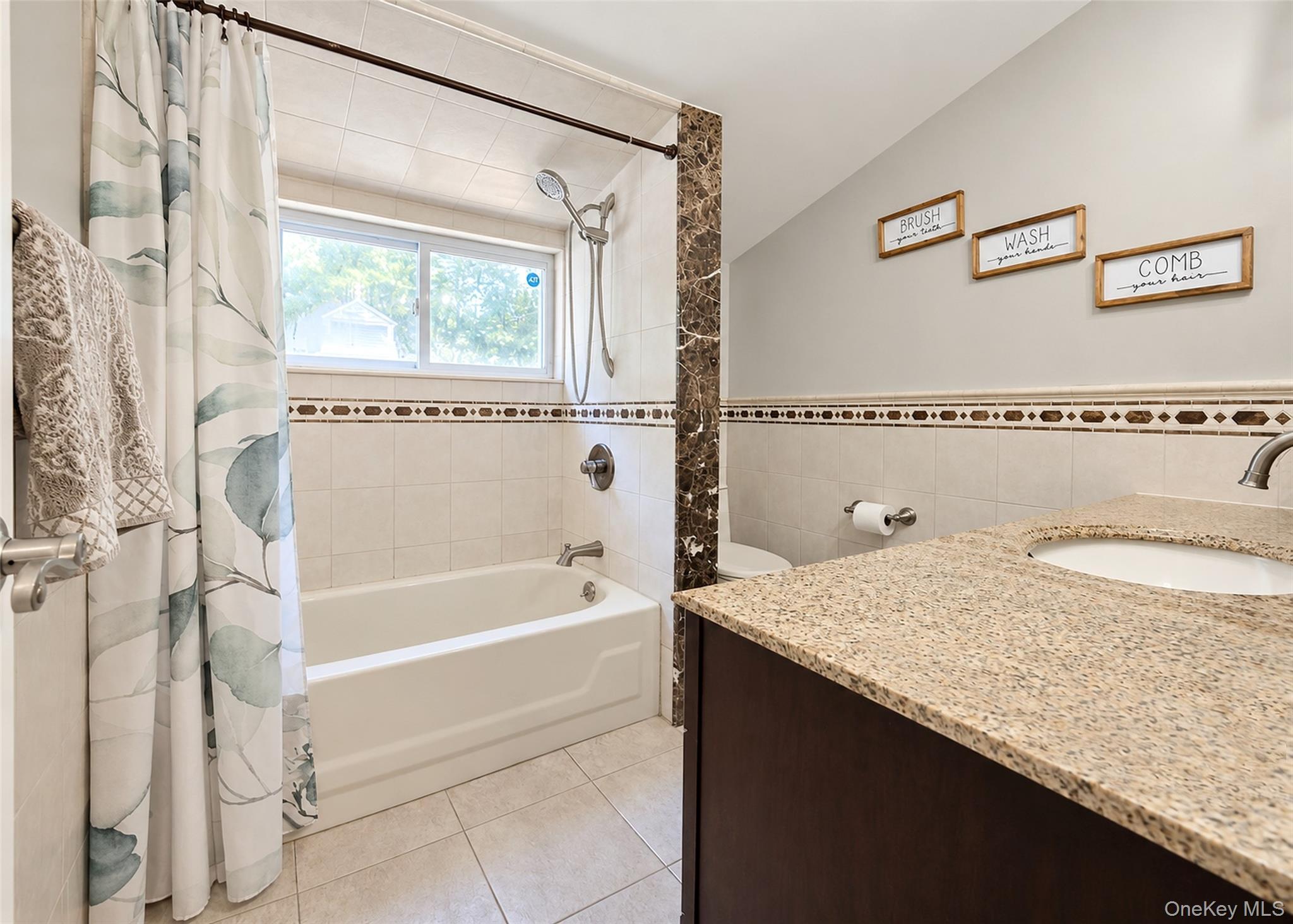 Single Family Ivy League Lane Suffolk County, NY 11790, MLS-1050161-18