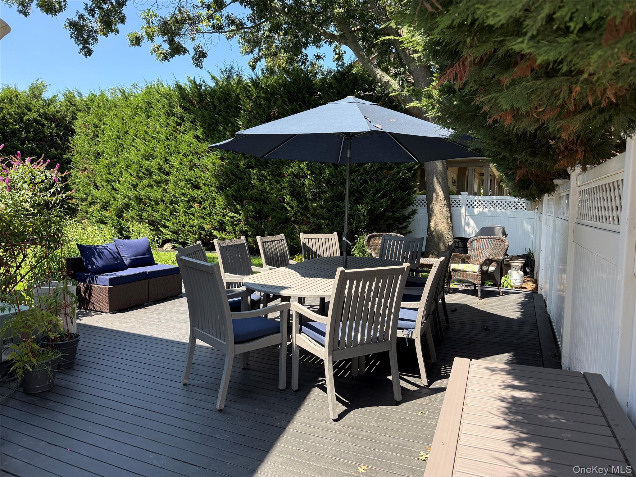 Single Family Ocean Avenue  Nassau County, NY 11762, MLS-1050166-15