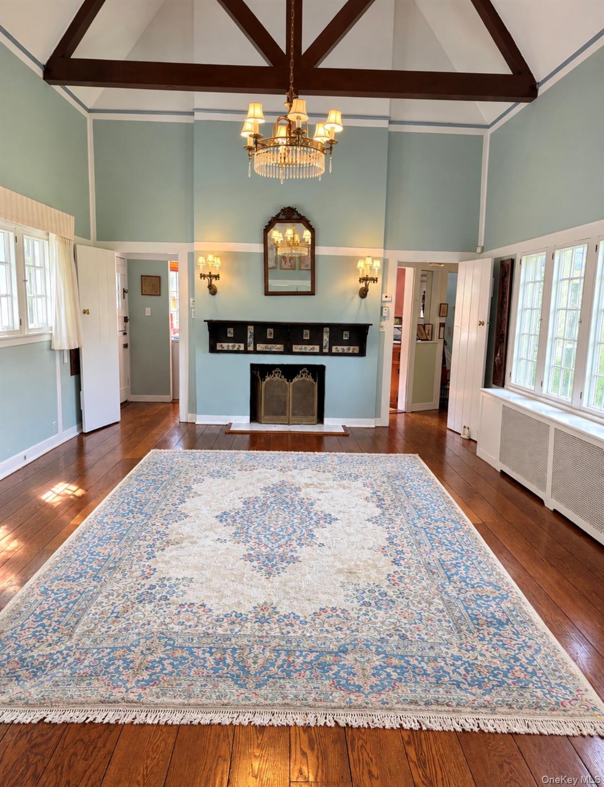 Single Family Grosvenor Street  Queens, NY 11363, MLS-1050170-6
