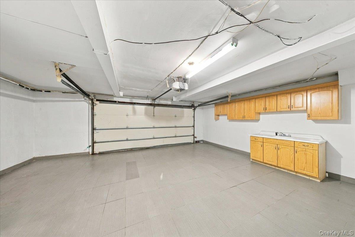 Single Family John Bean Court Nassau County, NY 11050, MLS-1050175-18