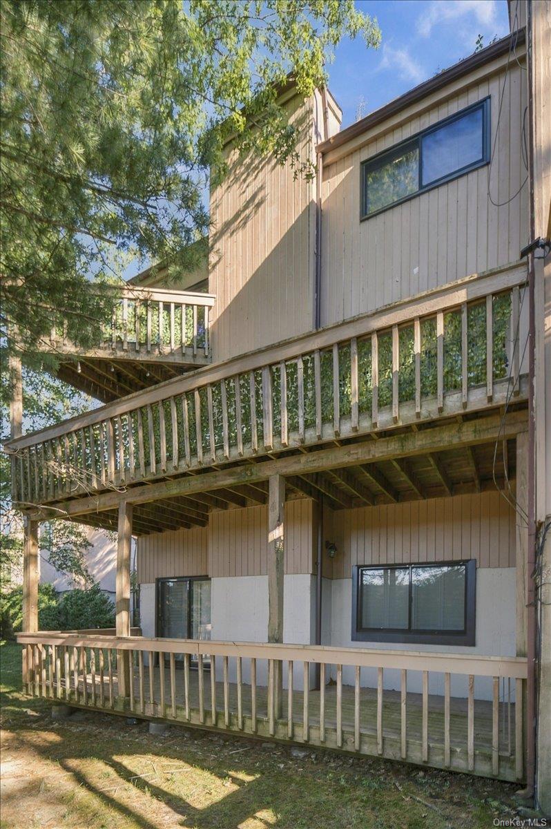 Single Family John Bean Court Nassau County, NY 11050, MLS-1050175-19