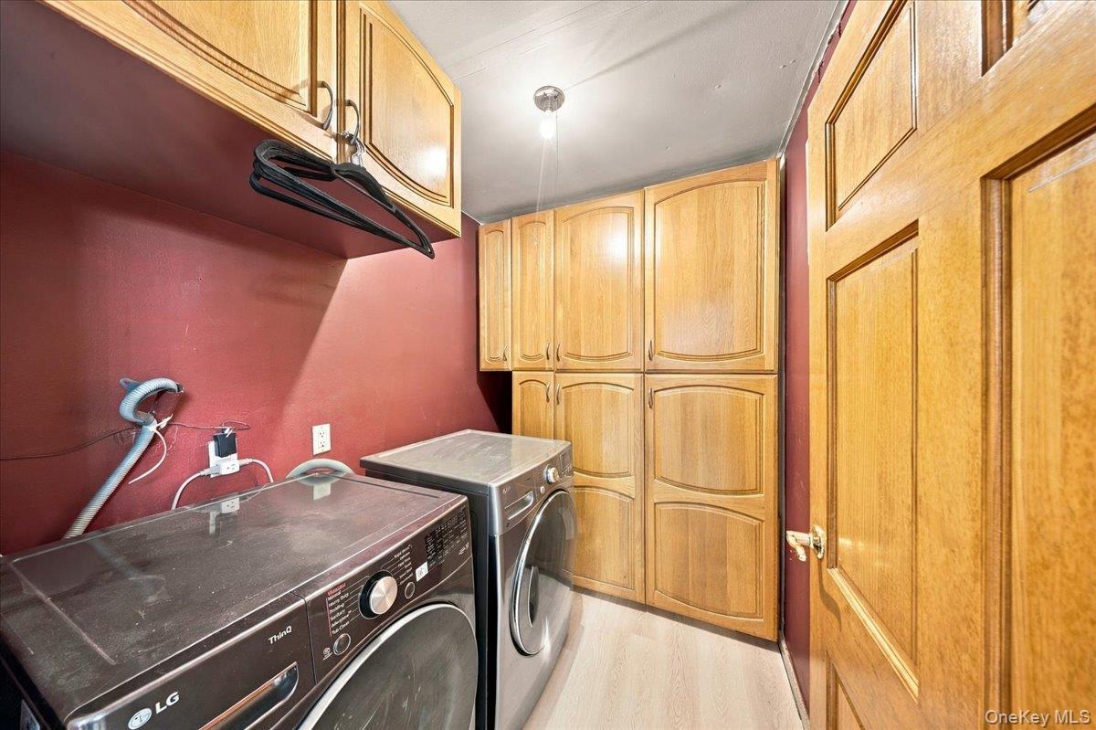 Single Family John Bean Court Nassau County, NY 11050, MLS-1050175-9