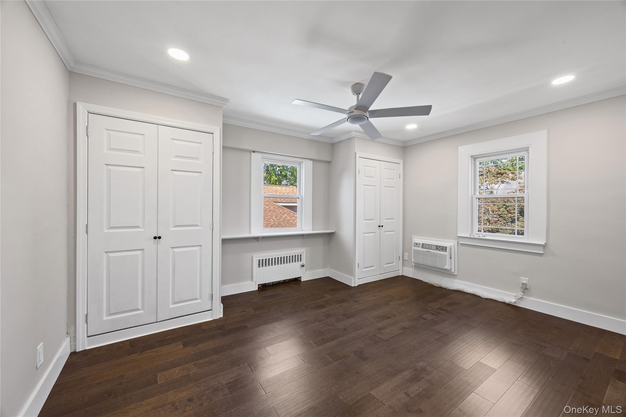 Single Family Carleton Place Nassau County, NY 11510, MLS-1050179-21