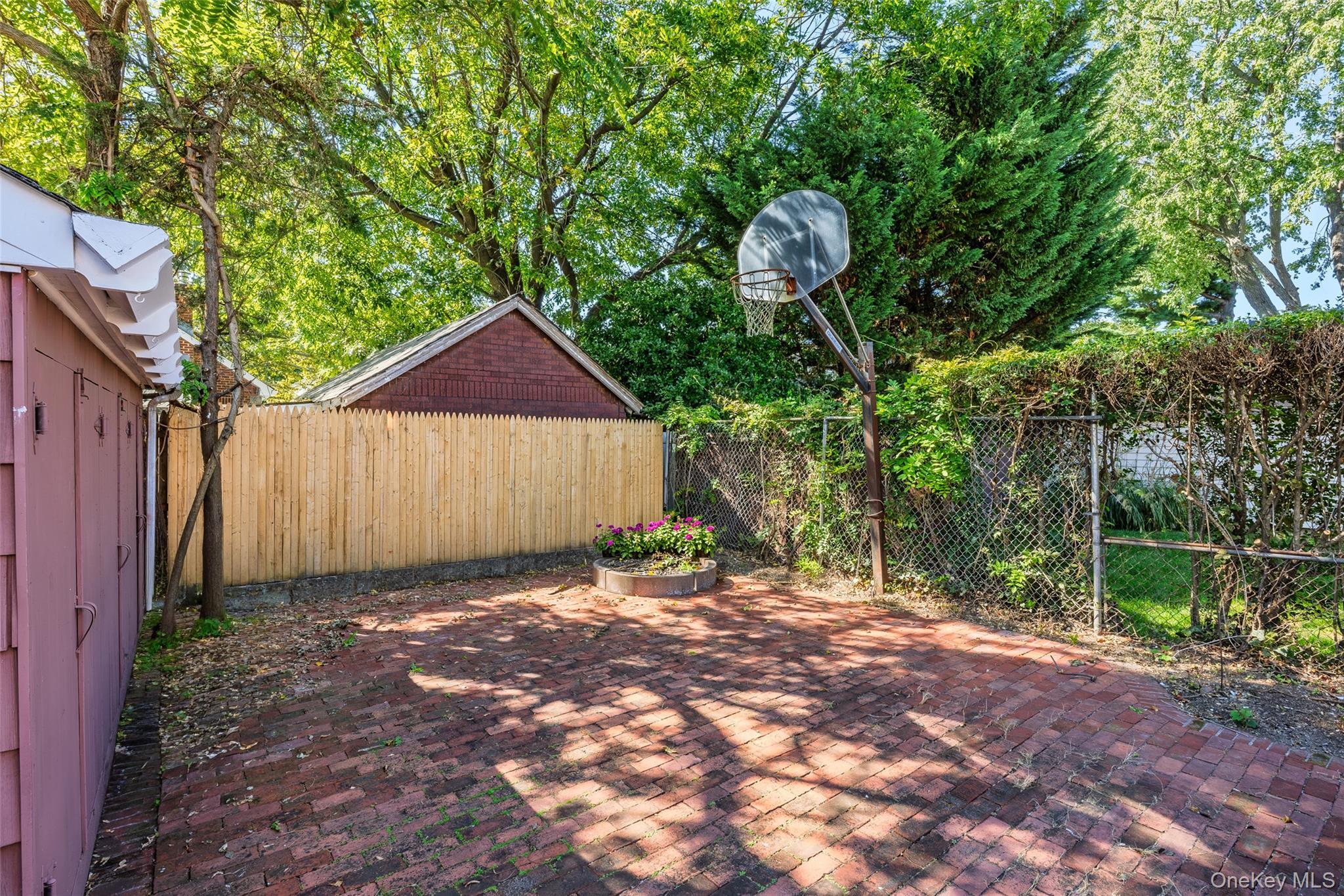Single Family Carleton Place Nassau County, NY 11510, MLS-1050179-30