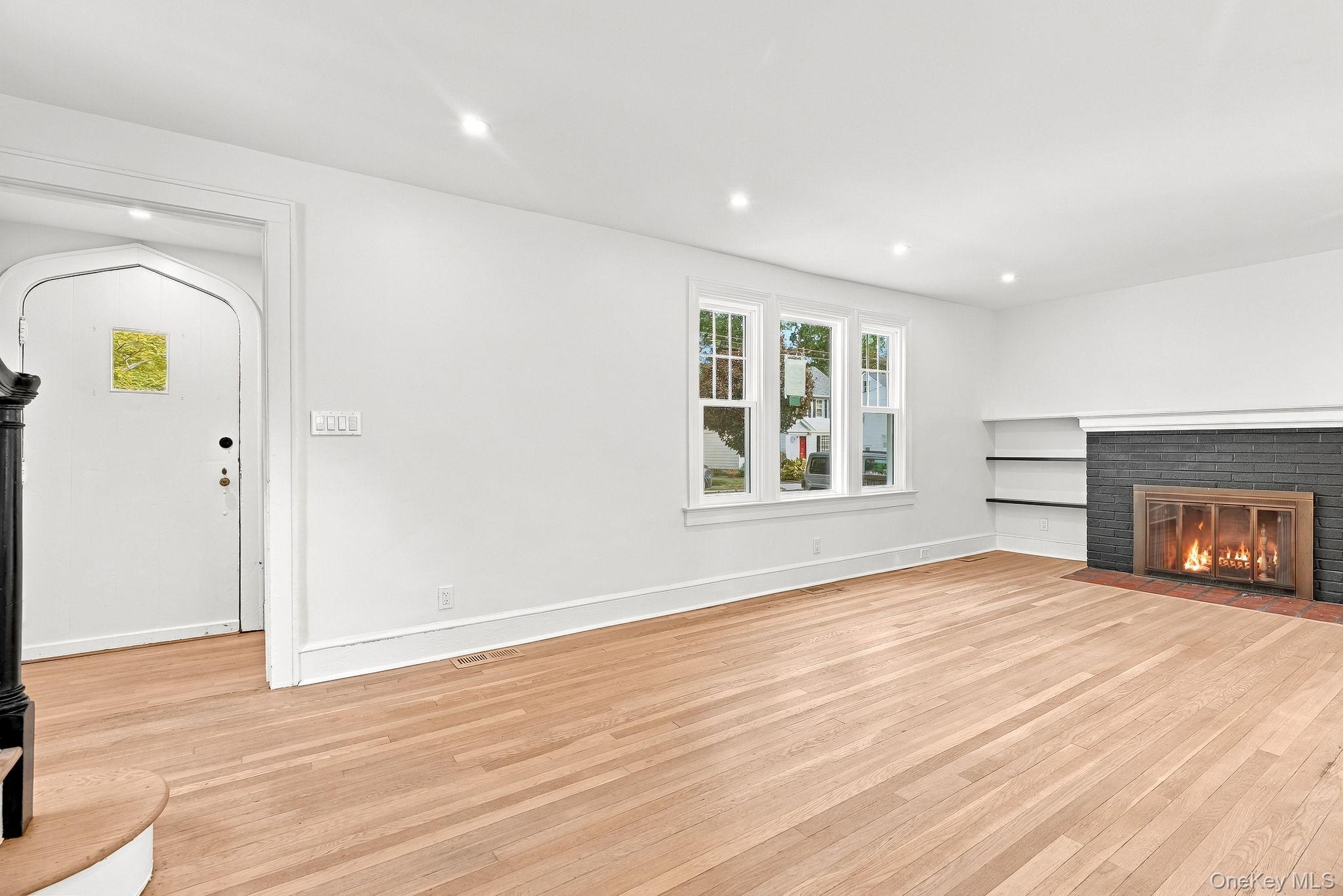 Single Family Robert Avenue Westchester County, NY 10573, MLS-1050182-15
