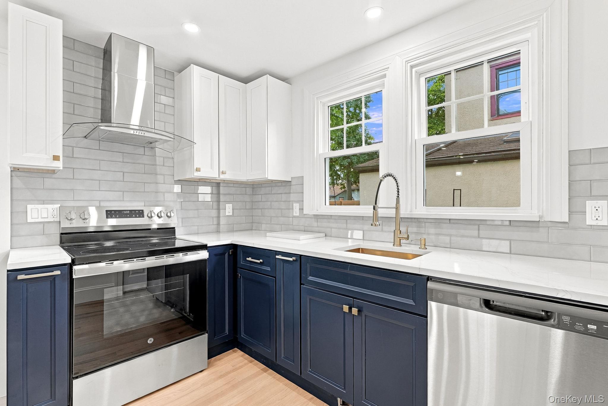 Single Family Robert Avenue Westchester County, NY 10573, MLS-1050182-20