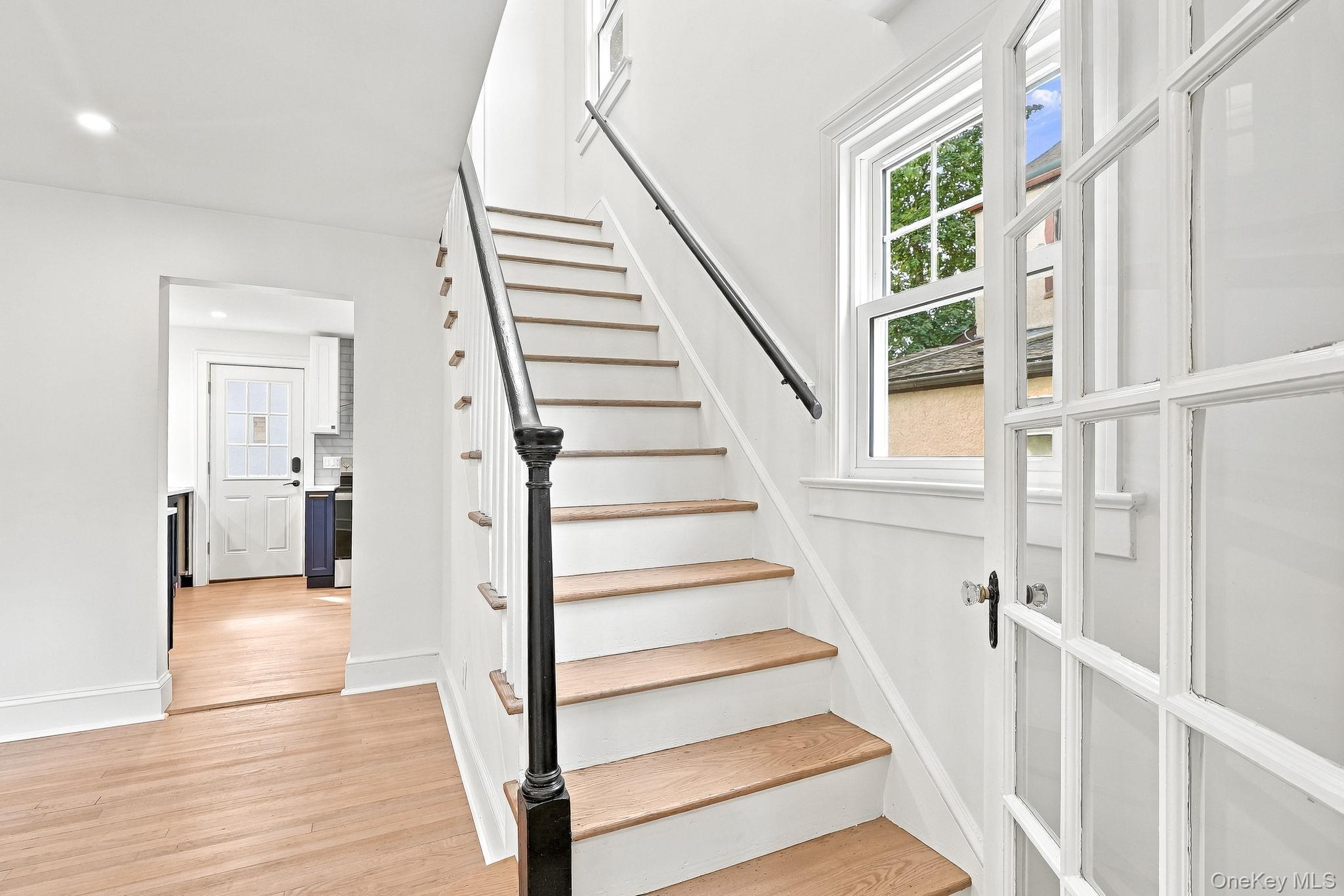 Single Family Robert Avenue Westchester County, NY 10573, MLS-1050182-25