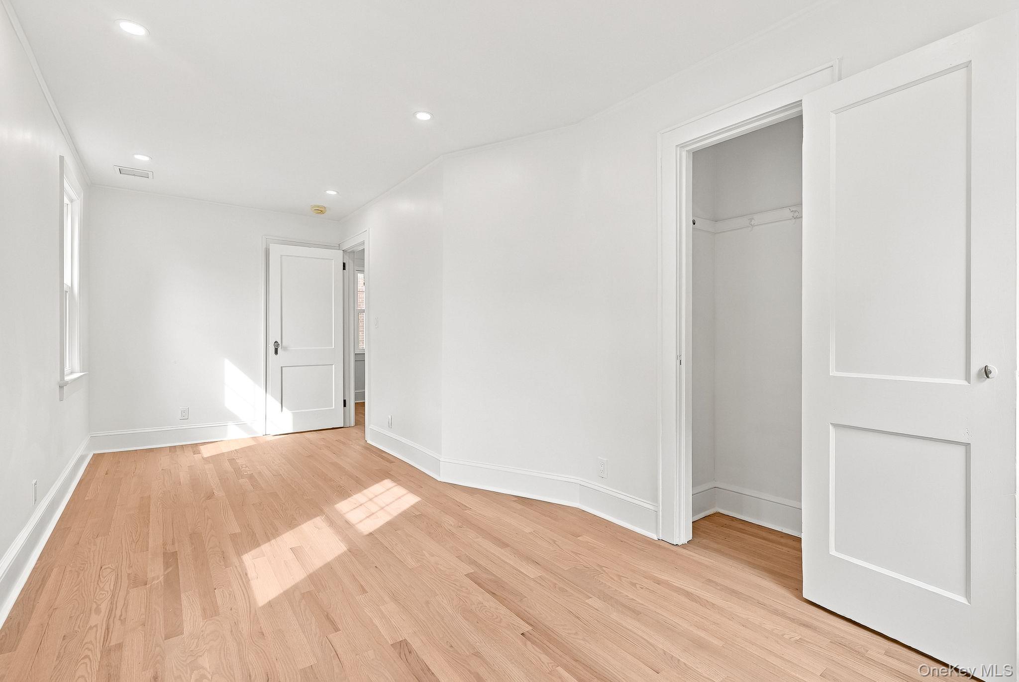 Single Family Robert Avenue Westchester County, NY 10573, MLS-1050182-29