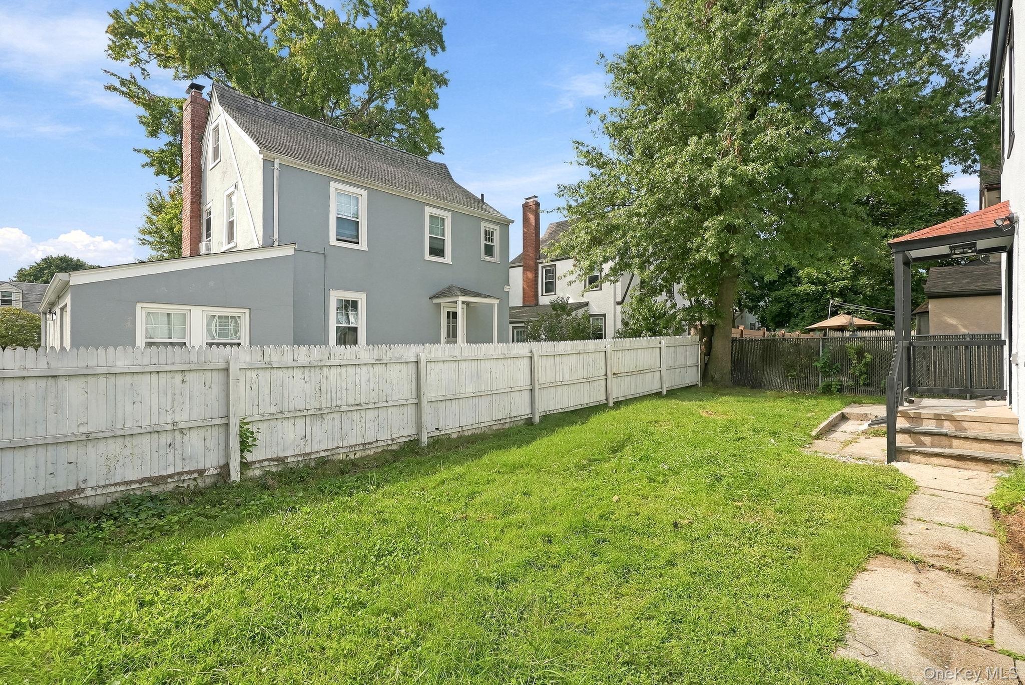 Single Family Robert Avenue  Westchester County, NY 10573, MLS-1050182-38