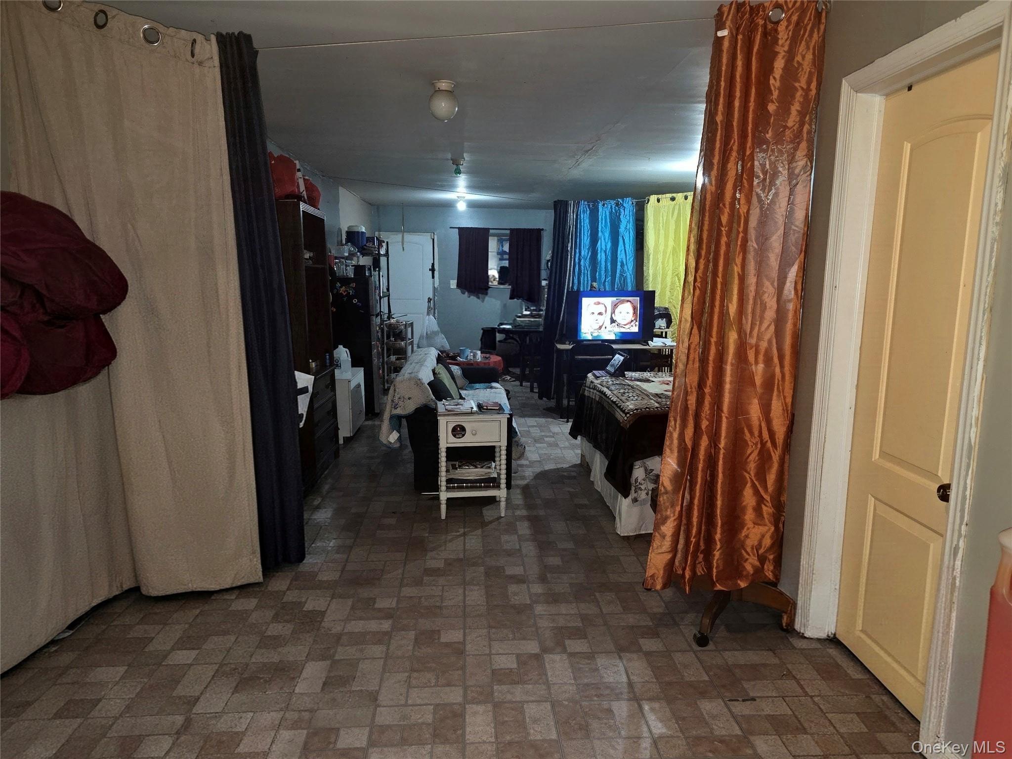 Single Family Hollis Avenue Queens, NY 11429, MLS-1050196-25