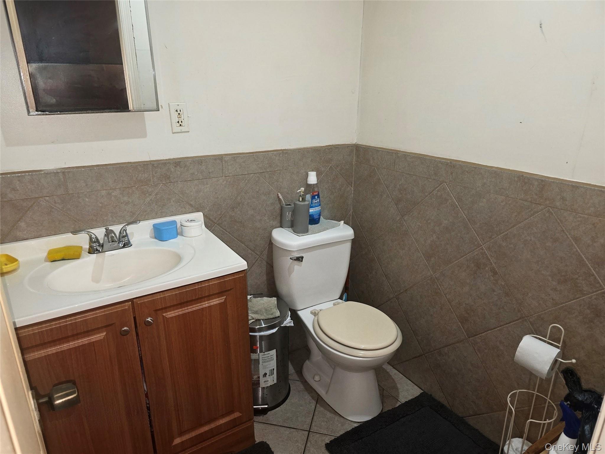 Single Family Hollis Avenue Queens, NY 11429, MLS-1050196-26