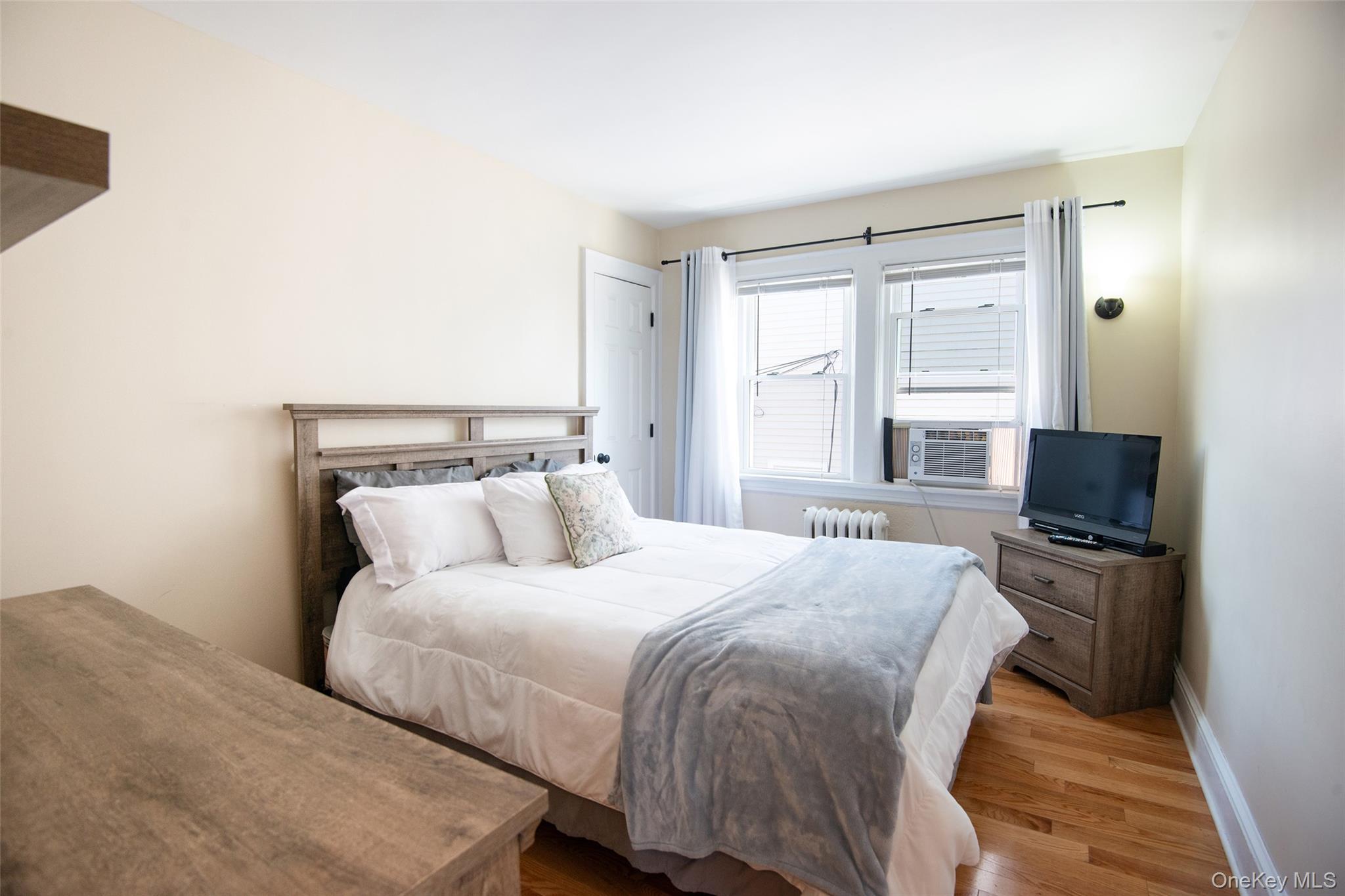 Single Family Emmett Terrace Westchester County, NY 10805, MLS-1050199-19