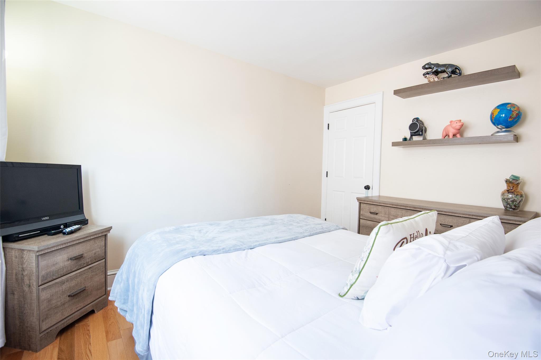 Single Family Emmett Terrace Westchester County, NY 10805, MLS-1050199-20
