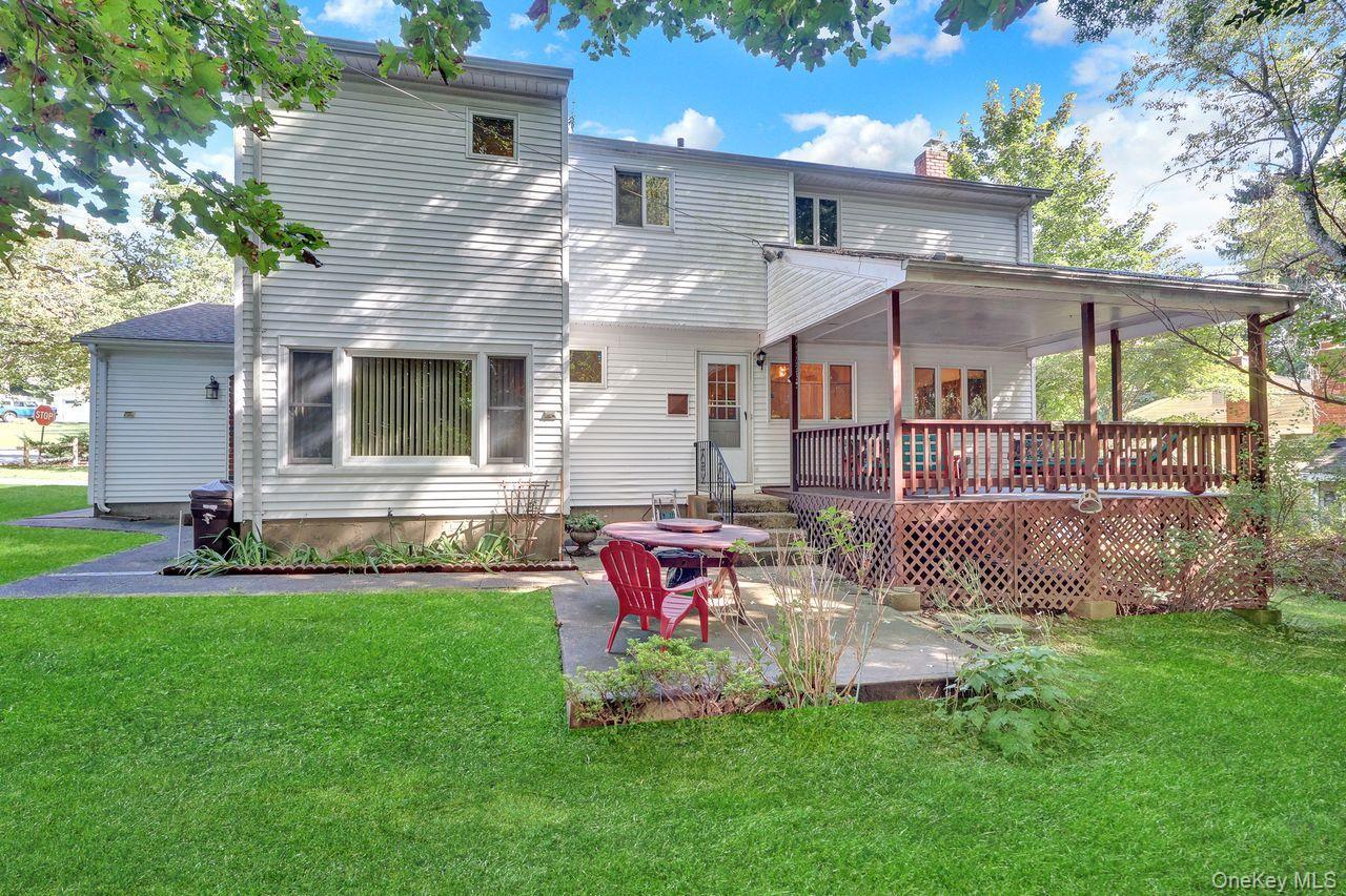Single Family Morewood Drive Suffolk County, NY 11787, MLS-1050209-22