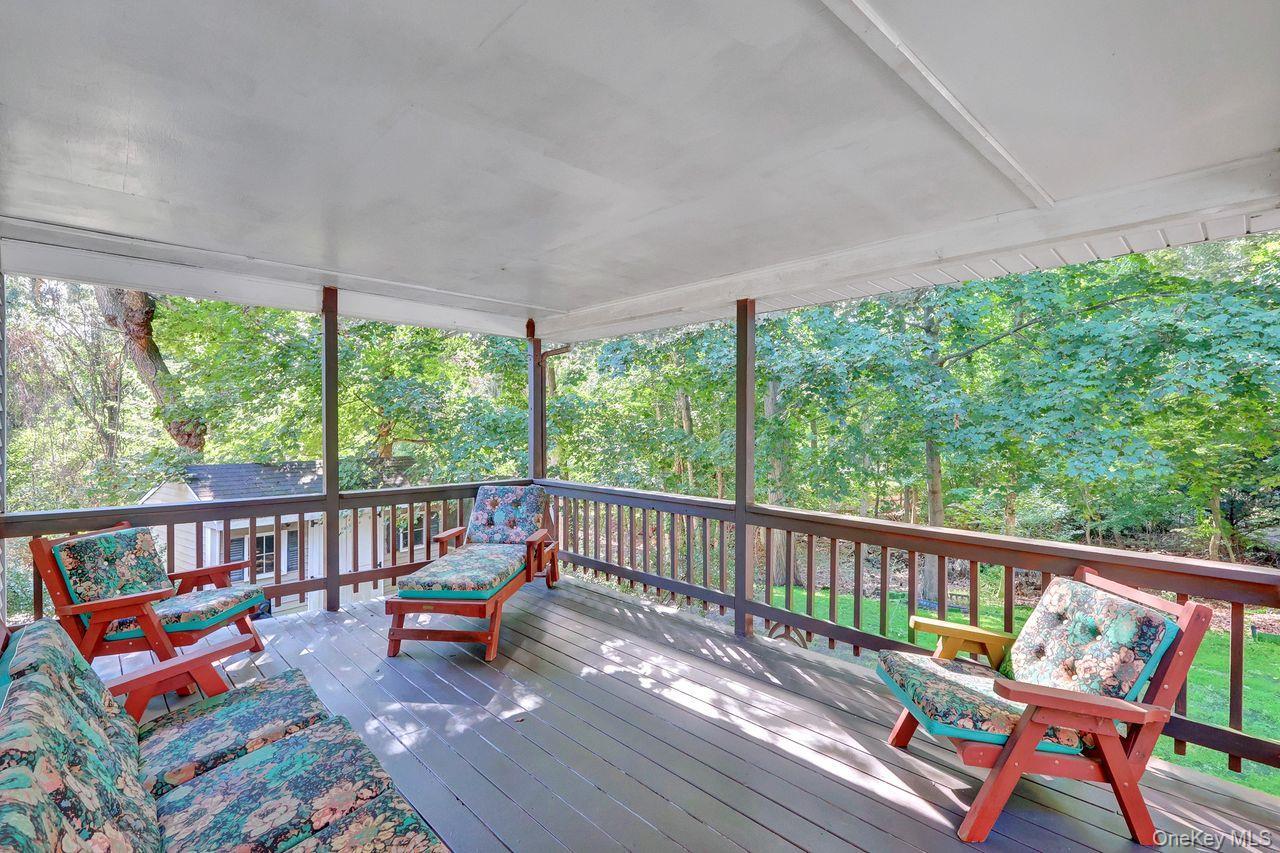 Single Family Morewood Drive Suffolk County, NY 11787, MLS-1050209-24
