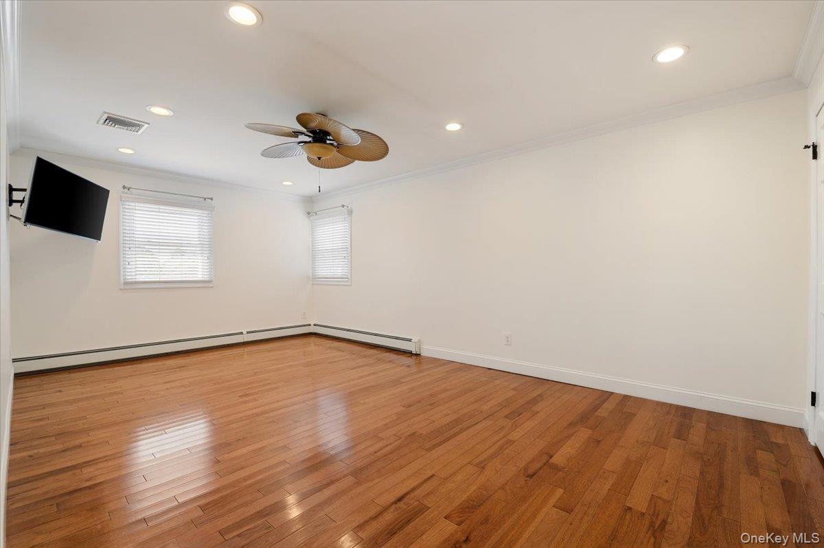 Single Family Koelbel Court  Nassau County, NY 11510, MLS-1050230-23