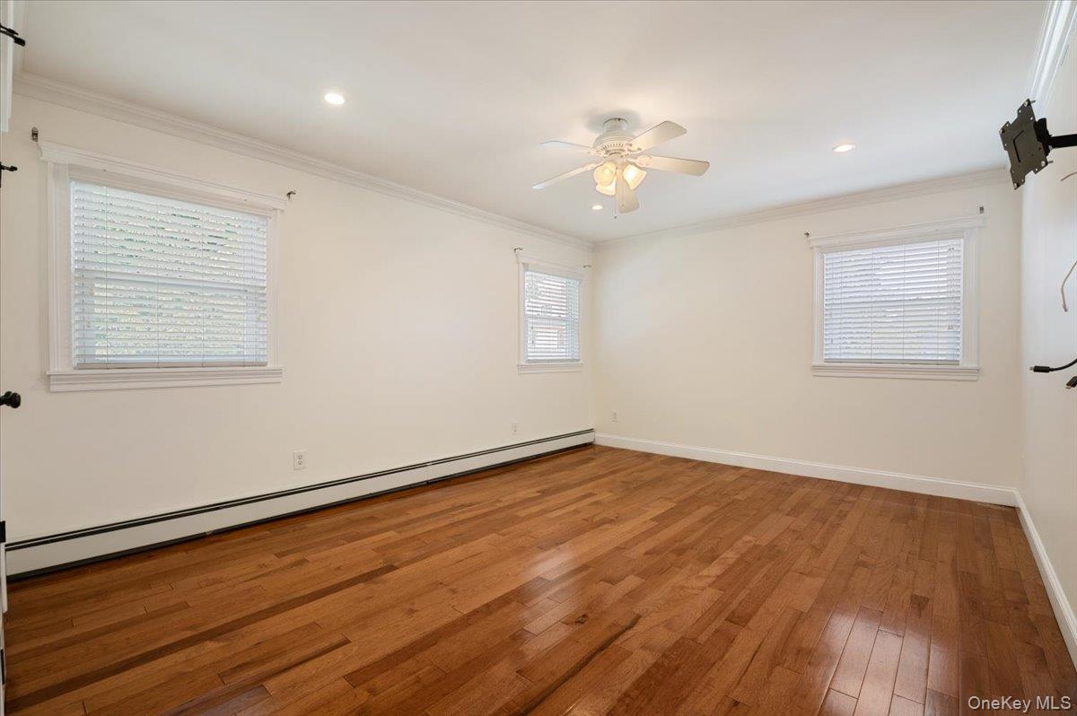 Single Family Koelbel Court  Nassau County, NY 11510, MLS-1050230-28