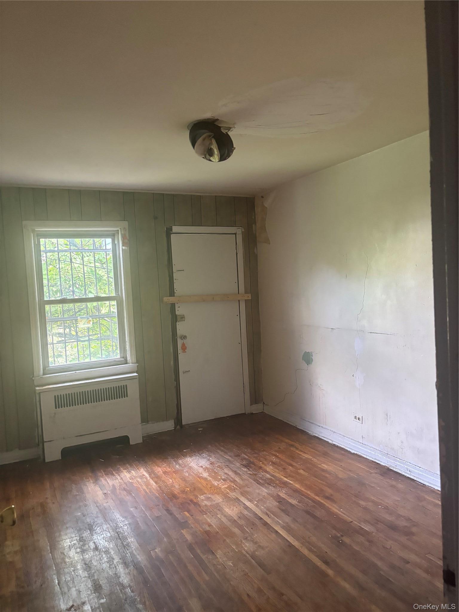 Single Family Colgate Avenue Bronx, NY 10472, MLS-1050267-10