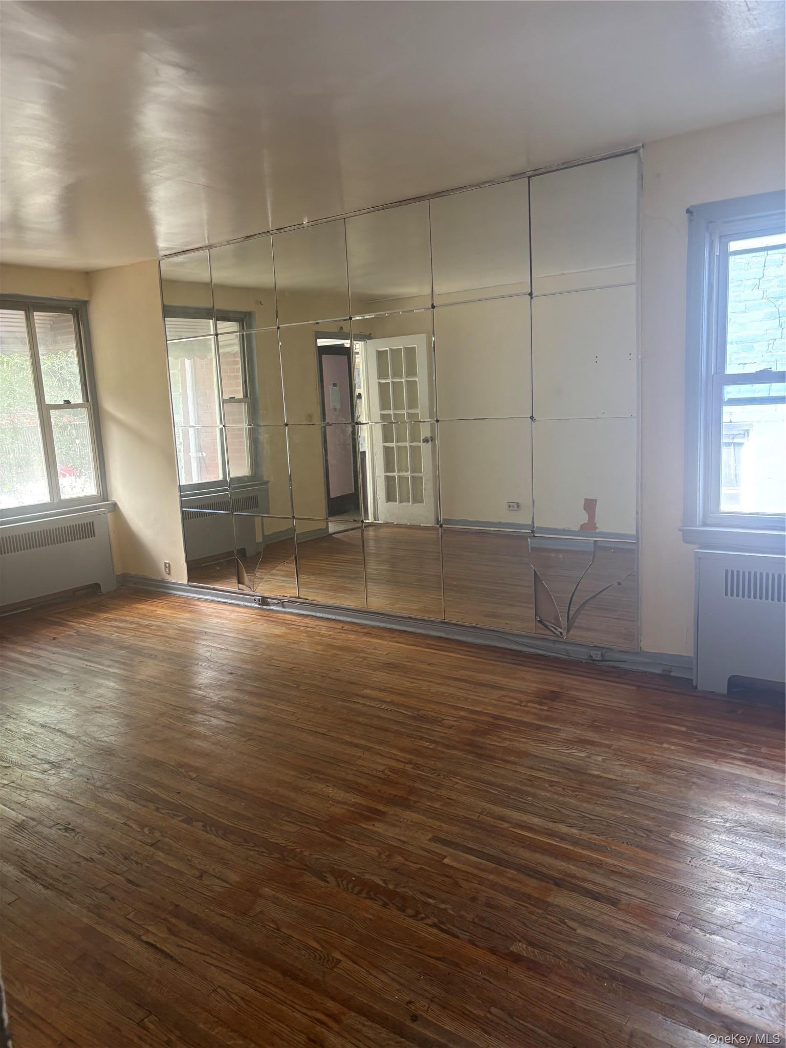 Single Family Colgate Avenue Bronx, NY 10472, MLS-1050267-15