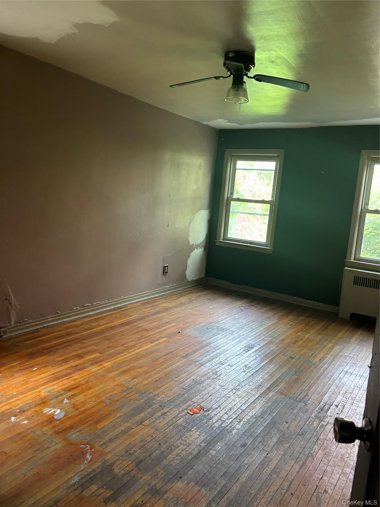 Single Family Colgate Avenue Bronx, NY 10472, MLS-1050267-26