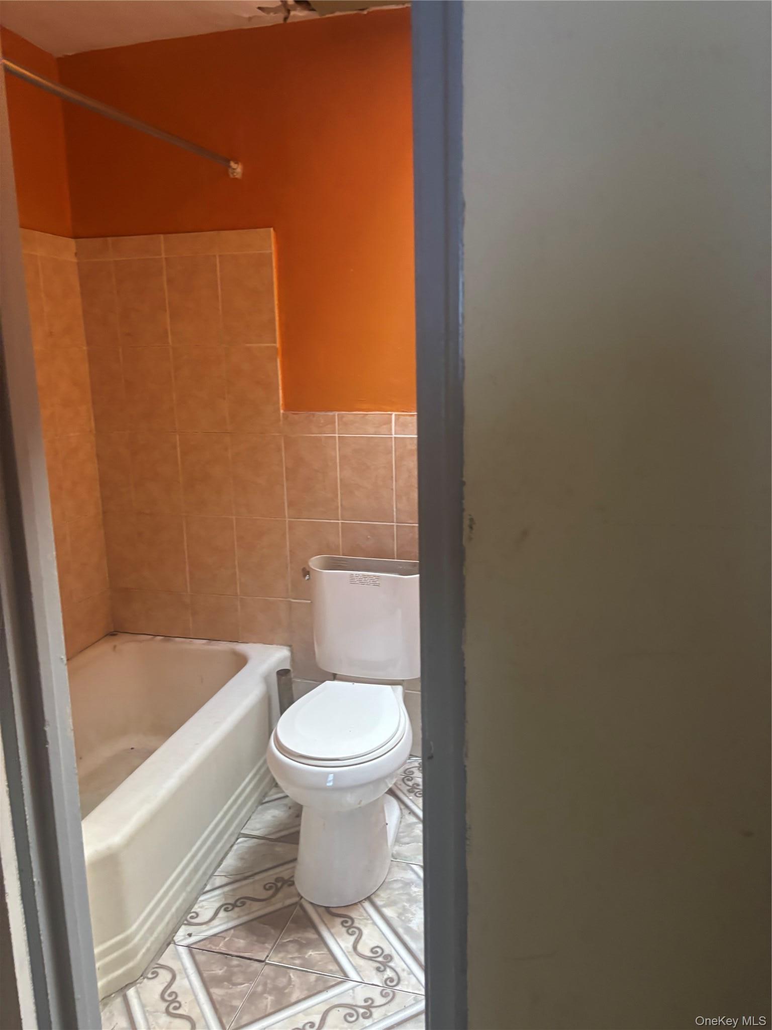 Single Family Colgate Avenue Bronx, NY 10472, MLS-1050267-7