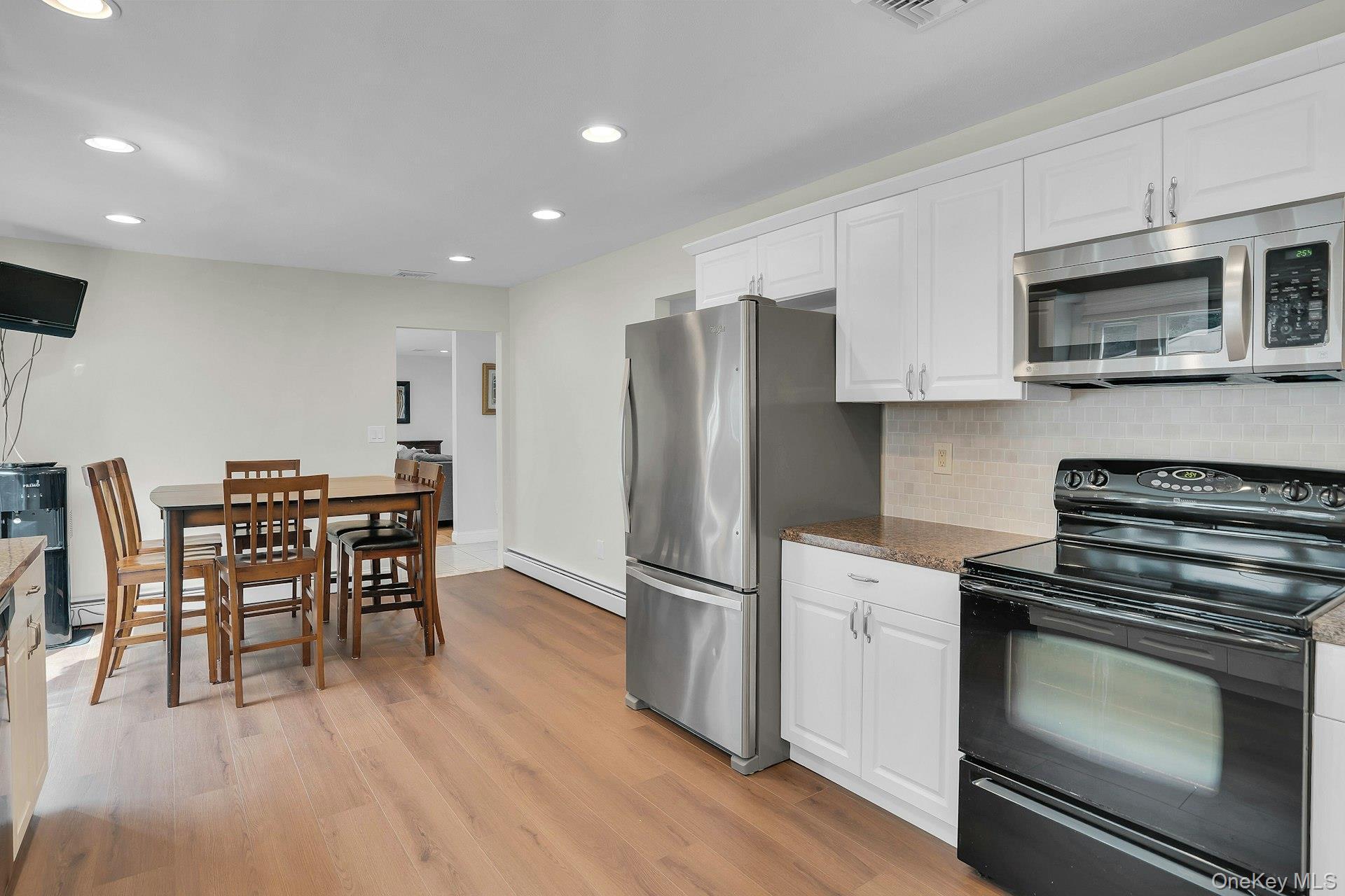 Single Family Cedar Ridge Lane  Suffolk County, NY 11746, MLS-1050269-17