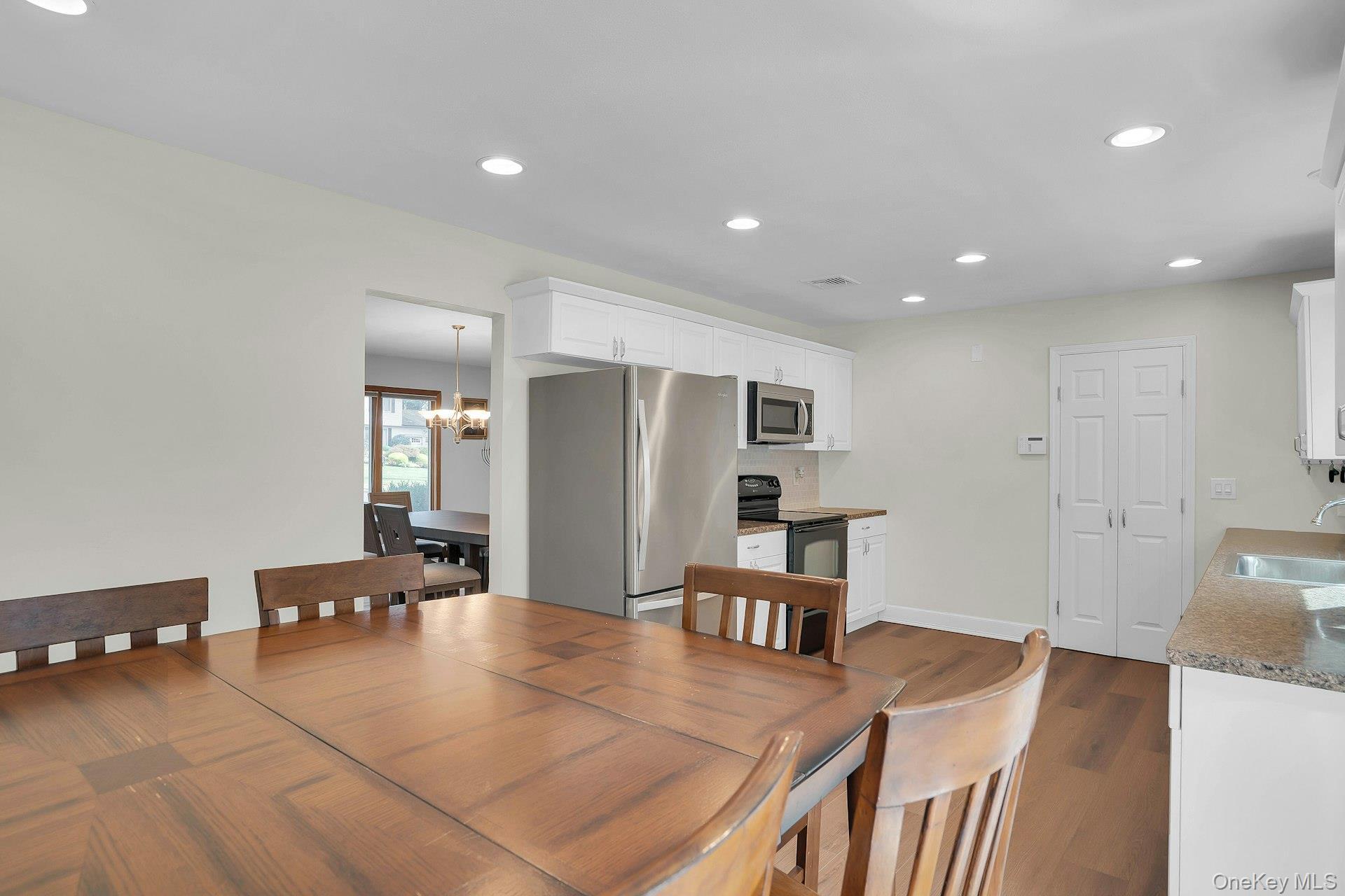 Single Family Cedar Ridge Lane  Suffolk County, NY 11746, MLS-1050269-21